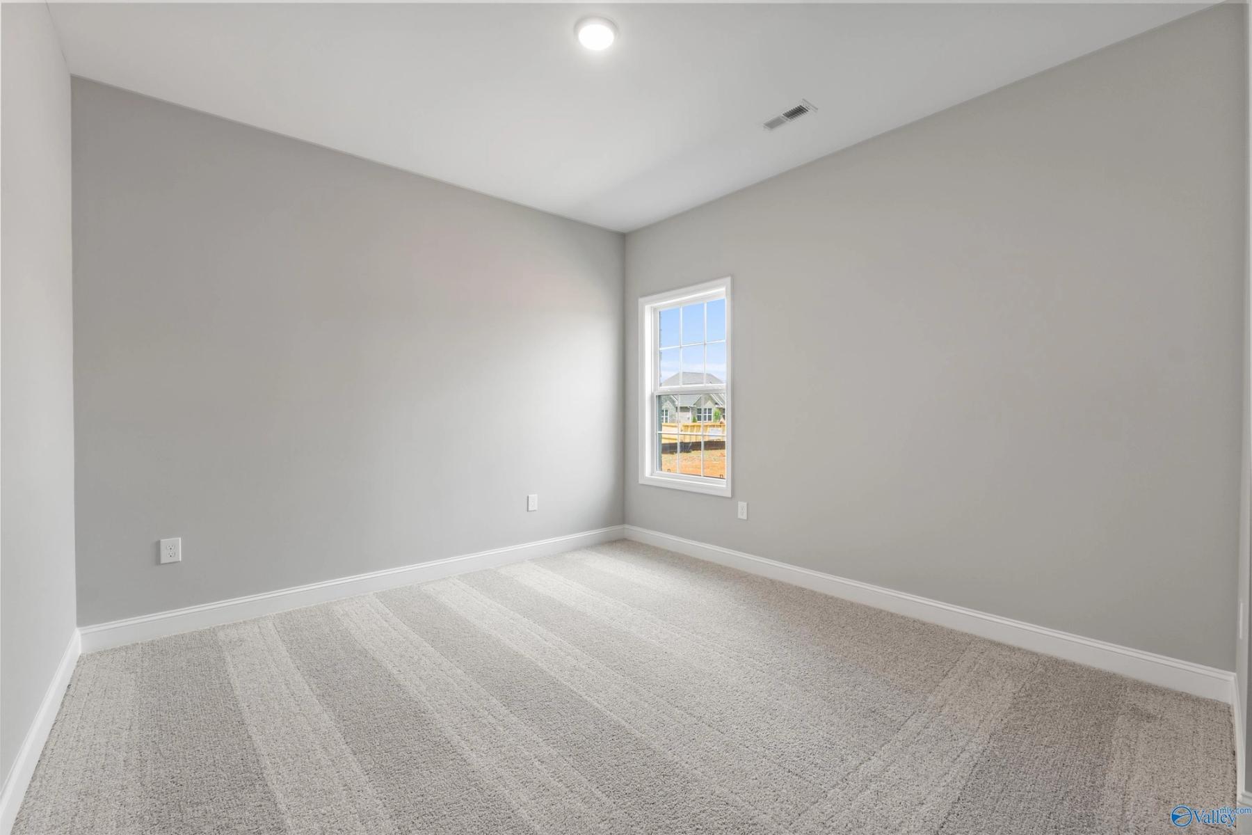 Image 25 of Davidson Homes' New Home at 208 Kendall Farms Boulevard