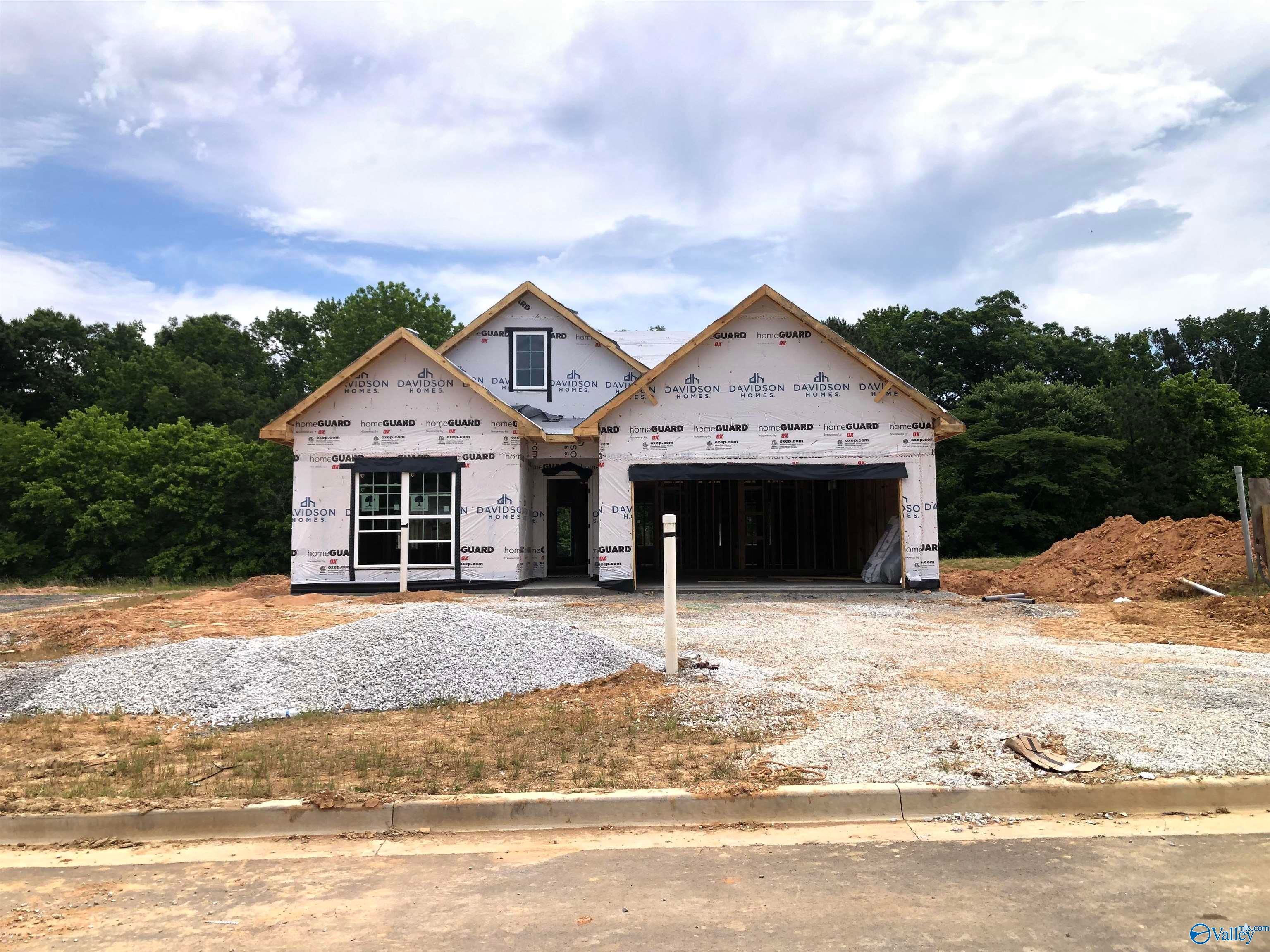 New construction 3-bedroom Franklin C floor plan by Davidson Homes in Noble Ridge, Cullman, Alabama.