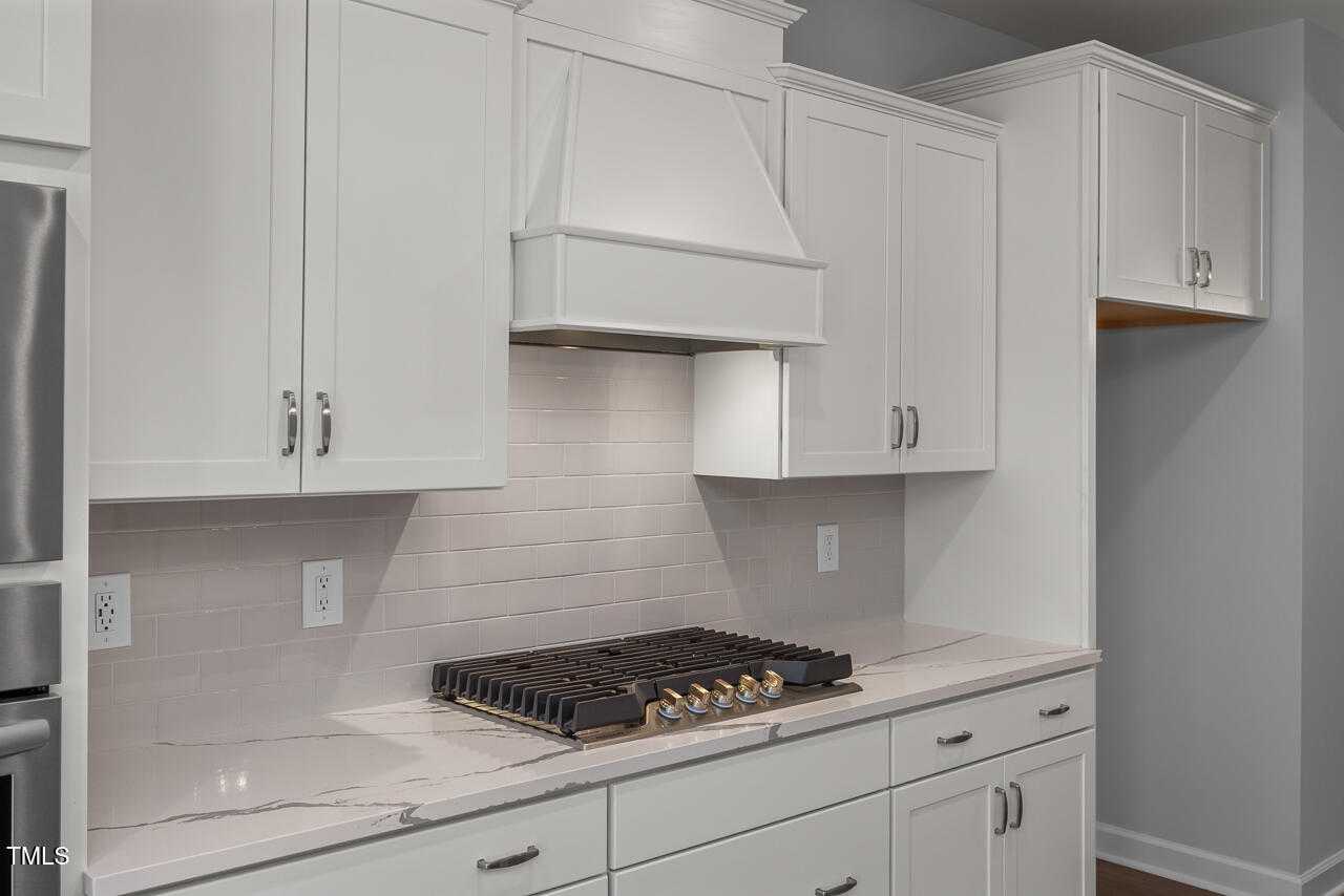 Image 6 of Davidson Homes' New Home at 444 Golden Dragonfly Street