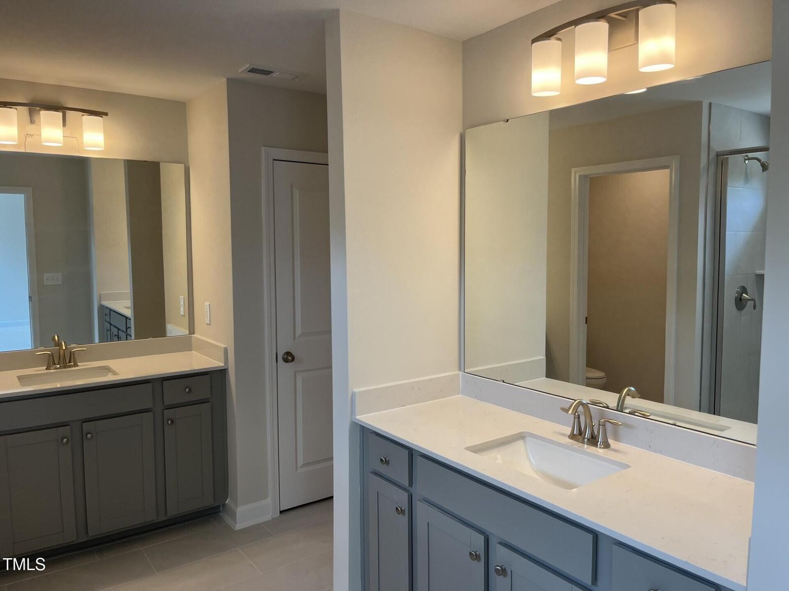 Image 10 of Davidson Homes' New Home at 433 Old Fashioned Way