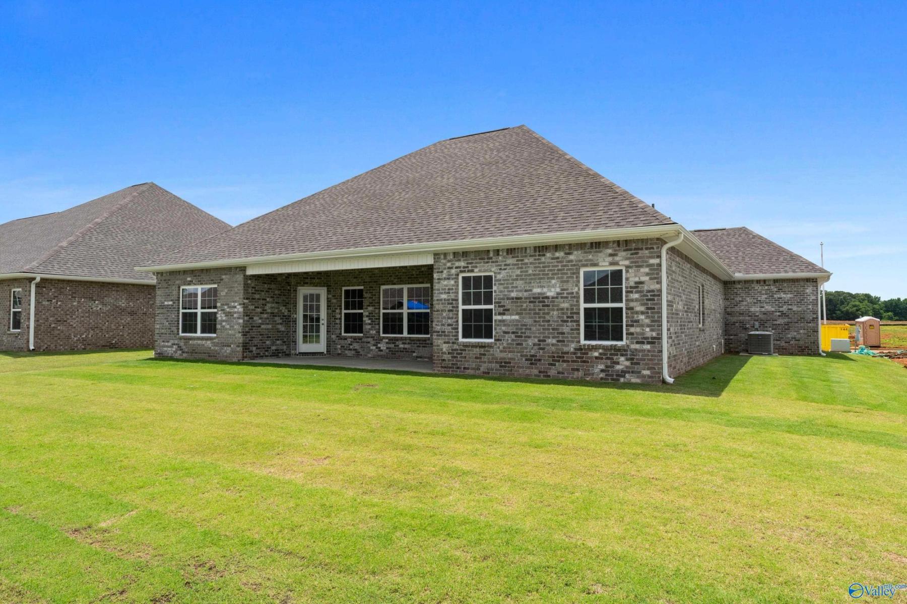 Image 28 of Davidson Homes' New Home at 105 Lucy Lynn Boulevard