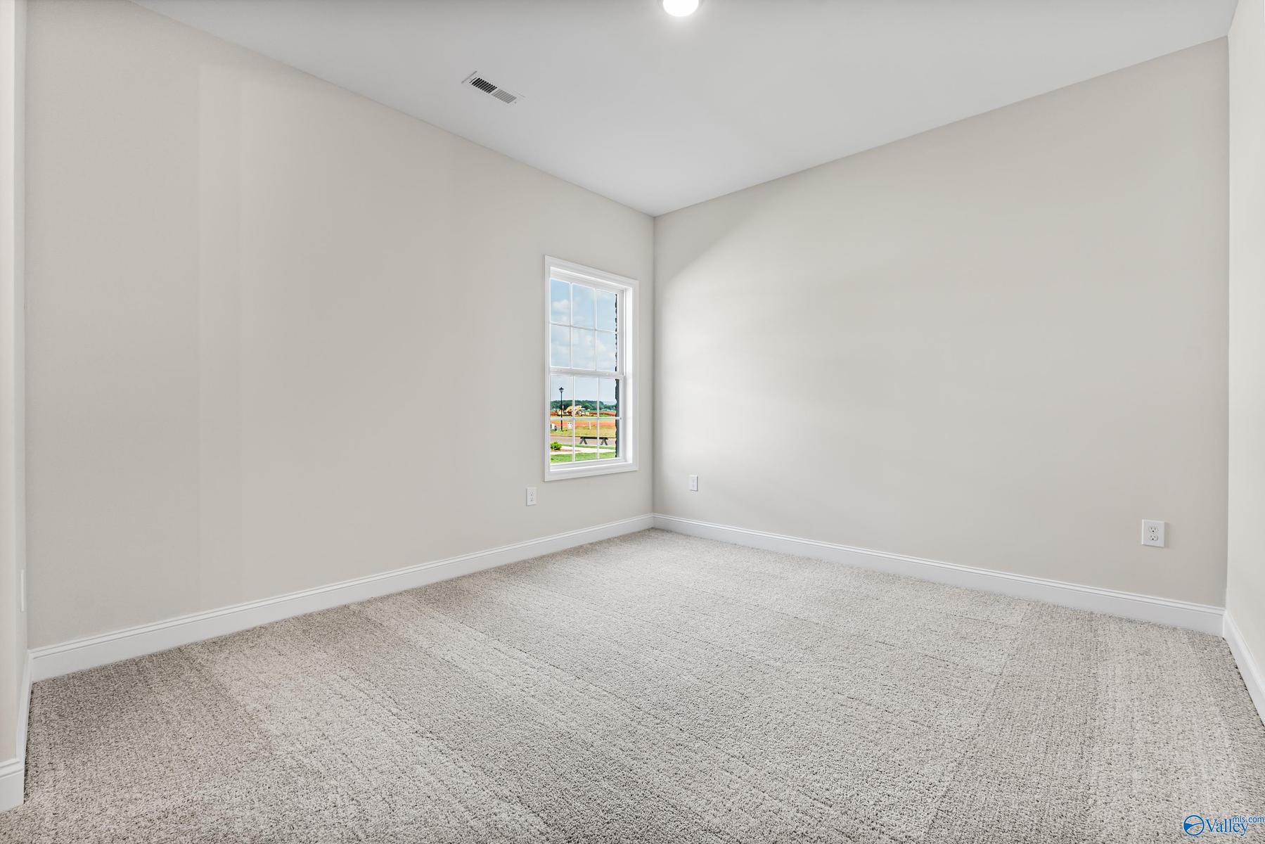 Image 22 of Davidson Homes' New Home at 211 Kendall Farms Boulevard
