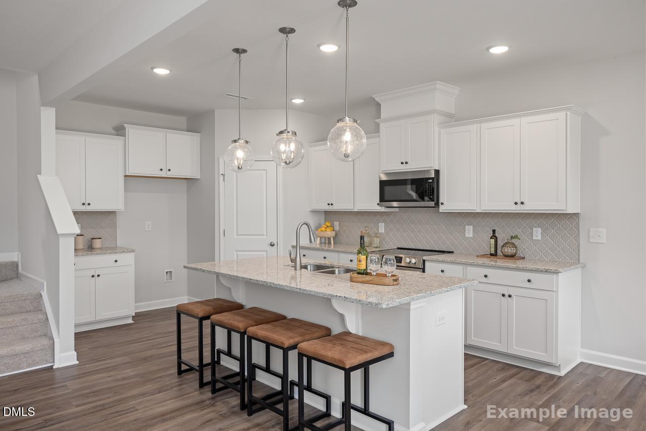 Image 5 of Davidson Homes' New Home at 322 Gregory Village Drive