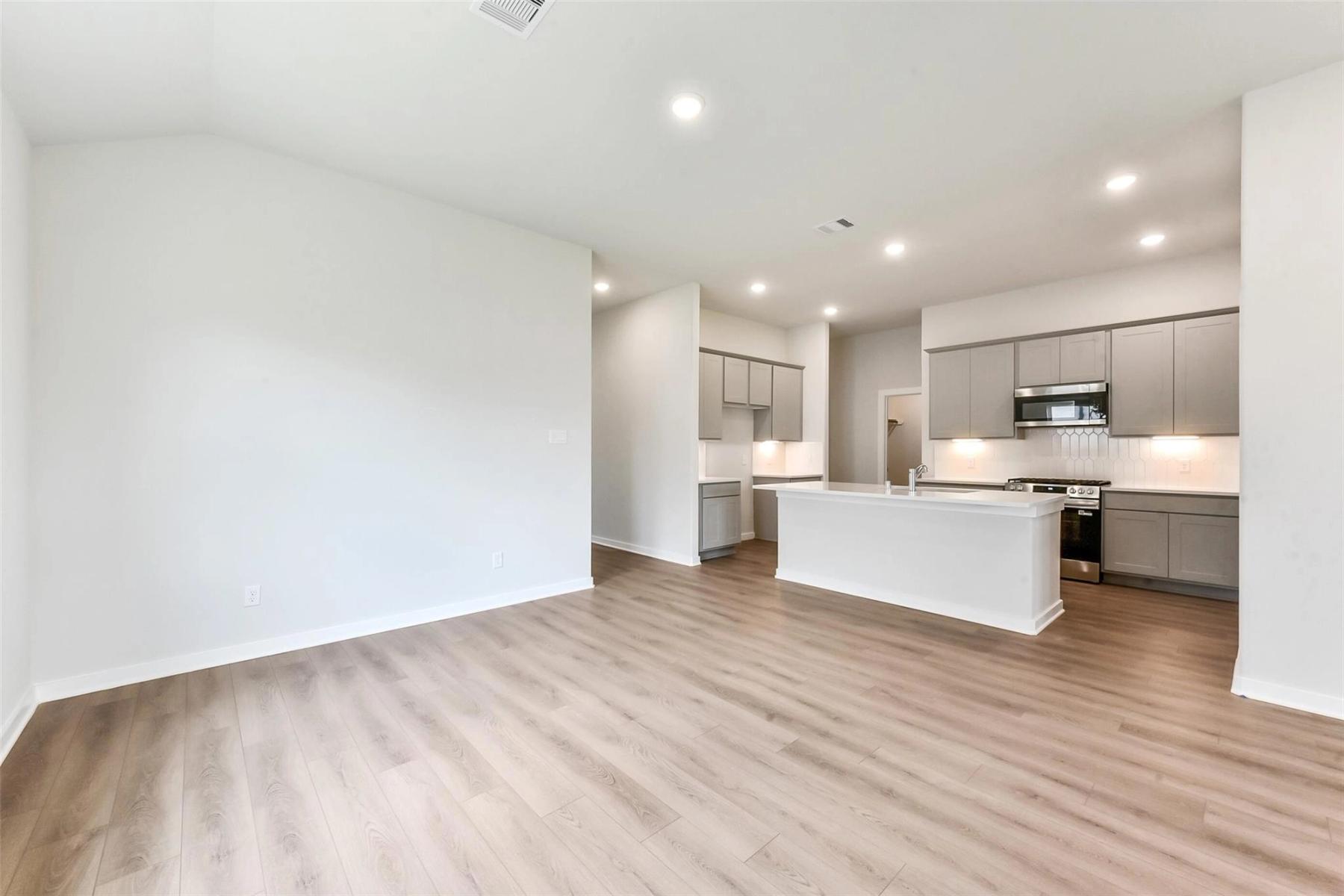 Image 16 of Davidson Homes' New Home at 1814 Homewood Point Lane