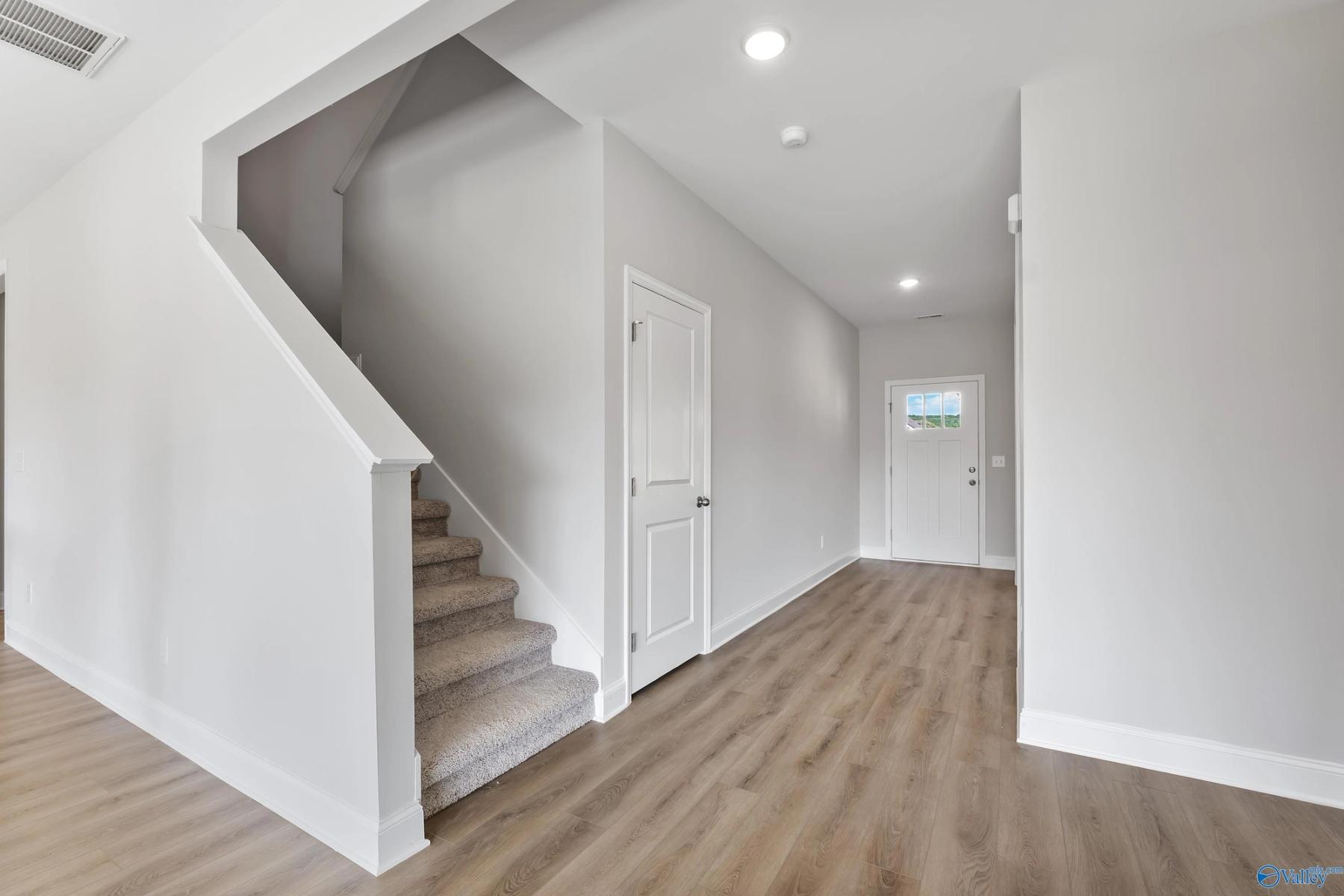 Image 25 of Davidson Homes' New Home at 148 Rose Valley Drive