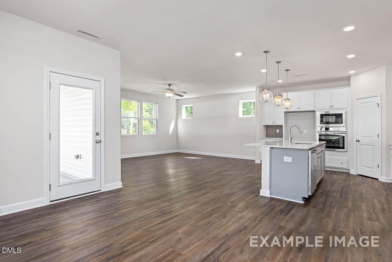 Image 21 of Davidson Homes' New Home at 900 Victoria Diana Court
