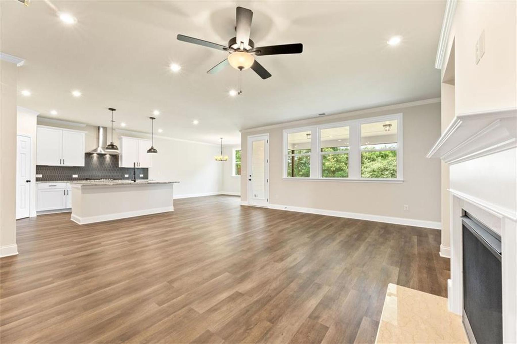 Image 14 of Davidson Homes' New Home at 537 Grand Wehunt Drive