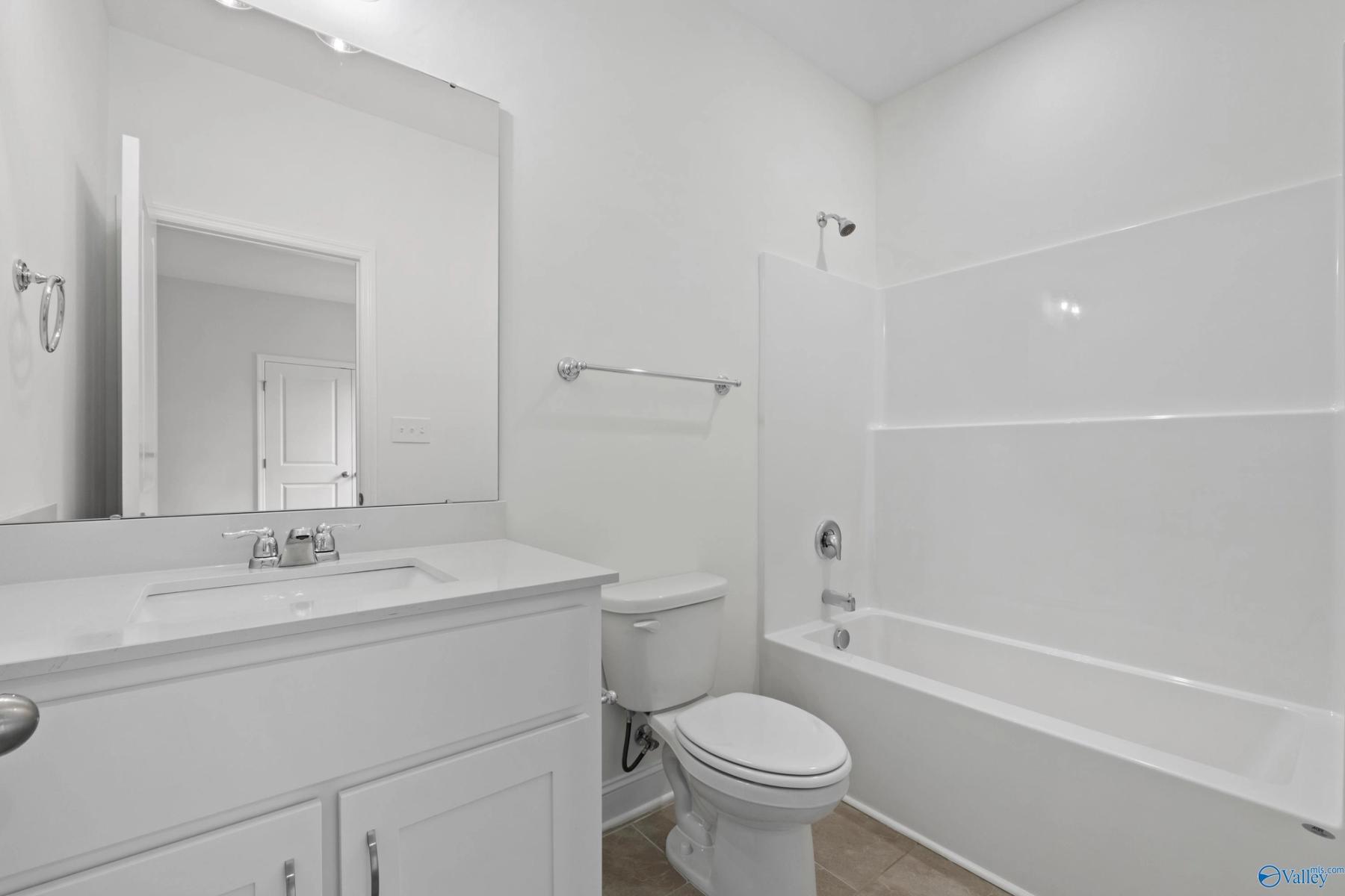 Image 23 of Davidson Homes' New Home at 213 Kendall Farms Boulevard