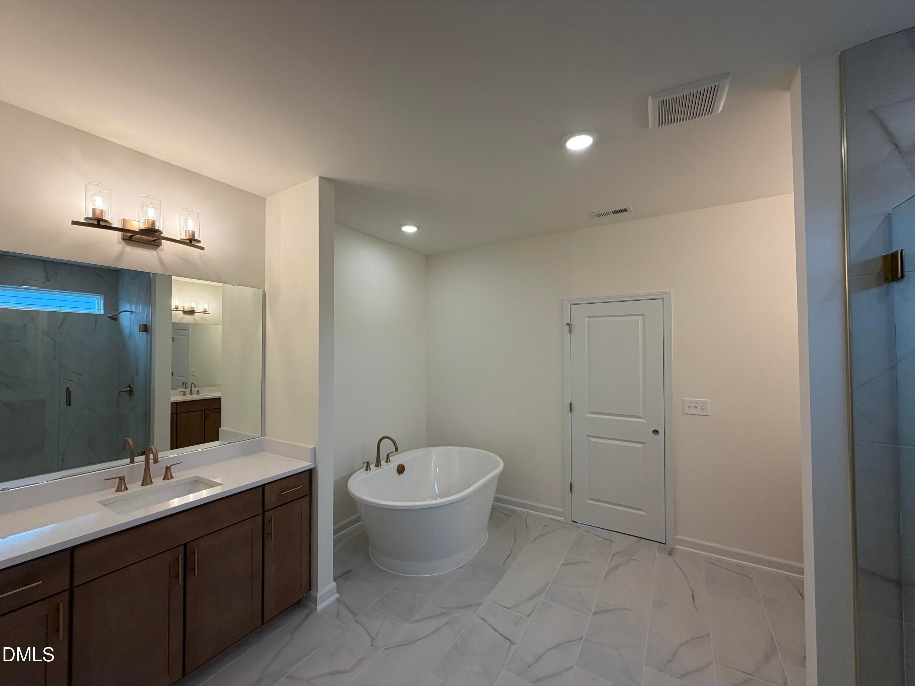 Image 15 of Davidson Homes' New Home at 828 Diana Victoria Court