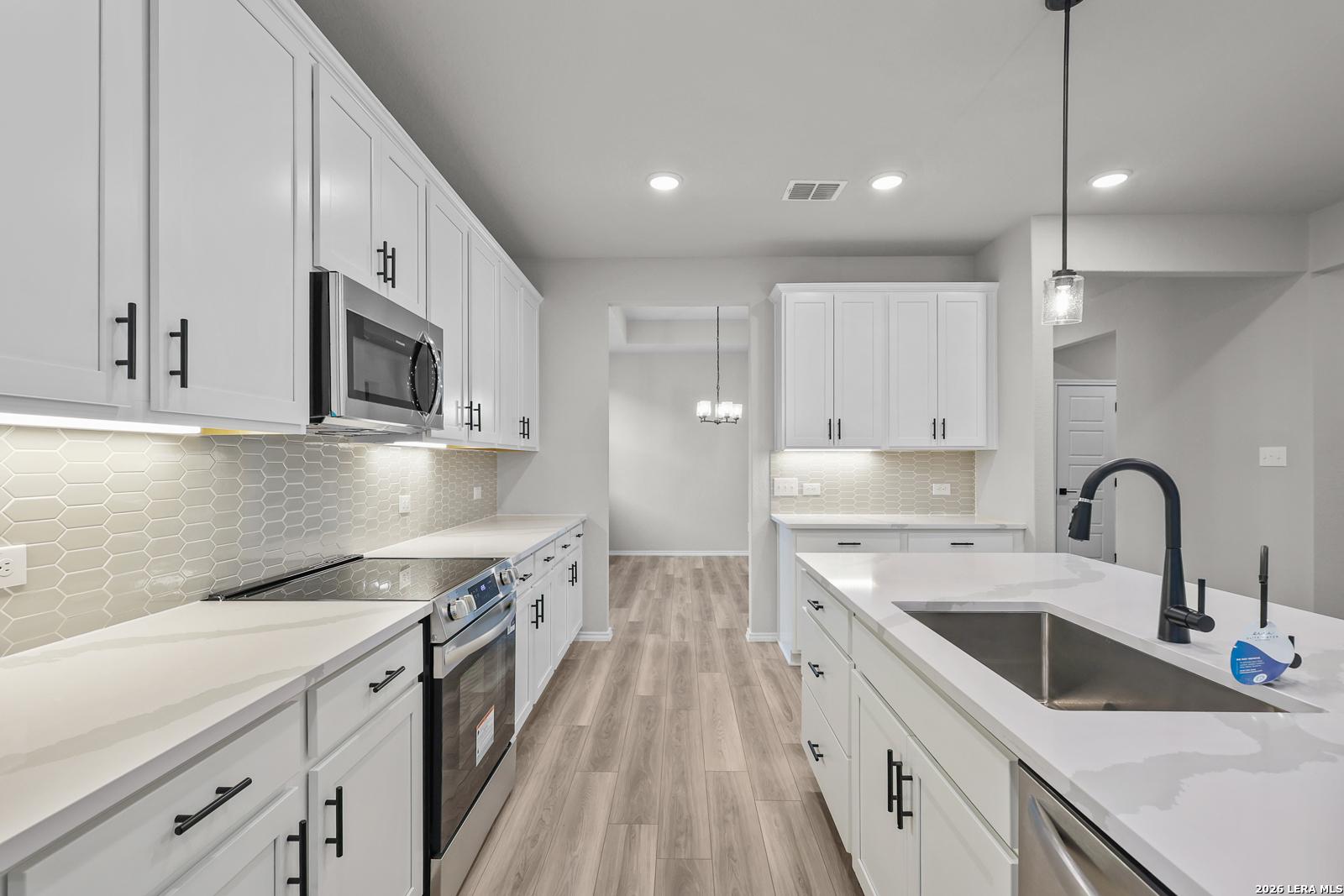 Image 9 of Davidson Homes' New Home at 6510 Lowrie Block