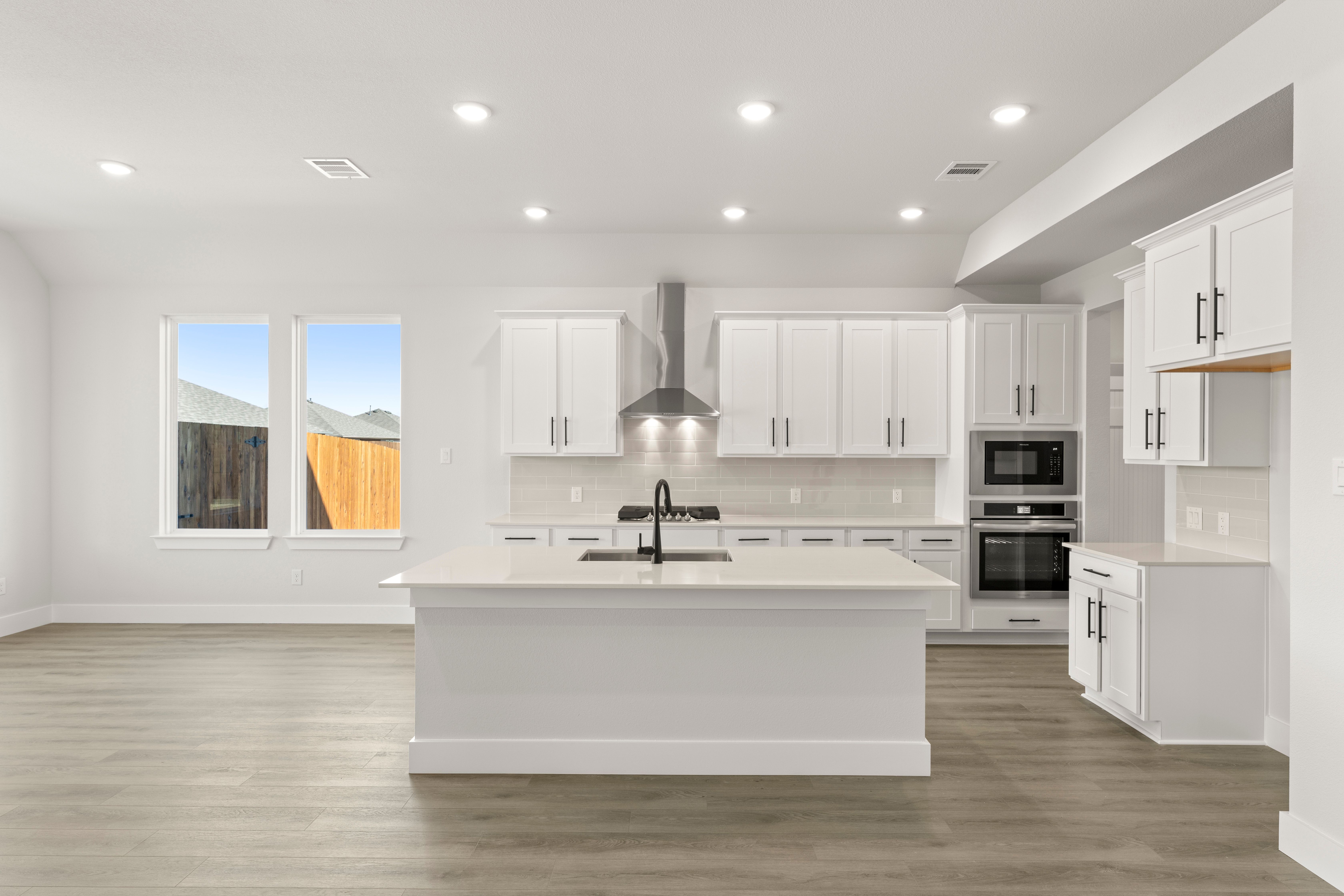 Image 7 of Davidson Homes' New Home at 214 Saddletree Dr