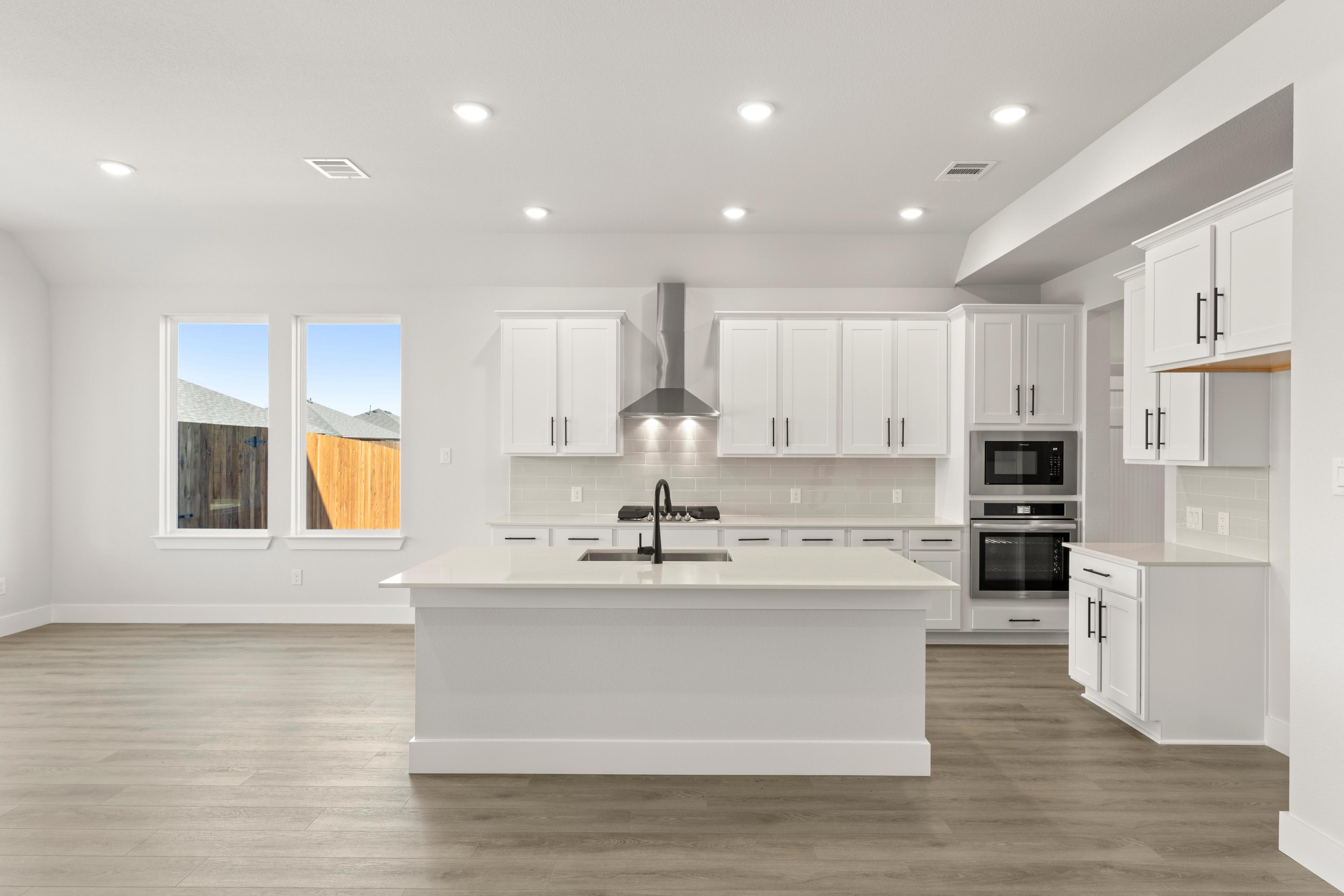 Image 7 of Davidson Homes' New Home at 214 Saddletree Dr