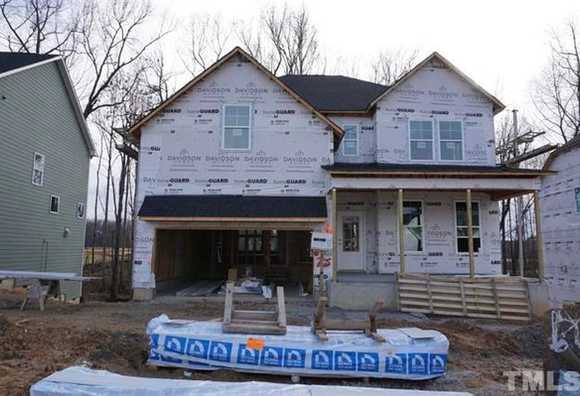 Exterior view of Davidson Homes' New Home at 512 Craftsman Ridge Trail