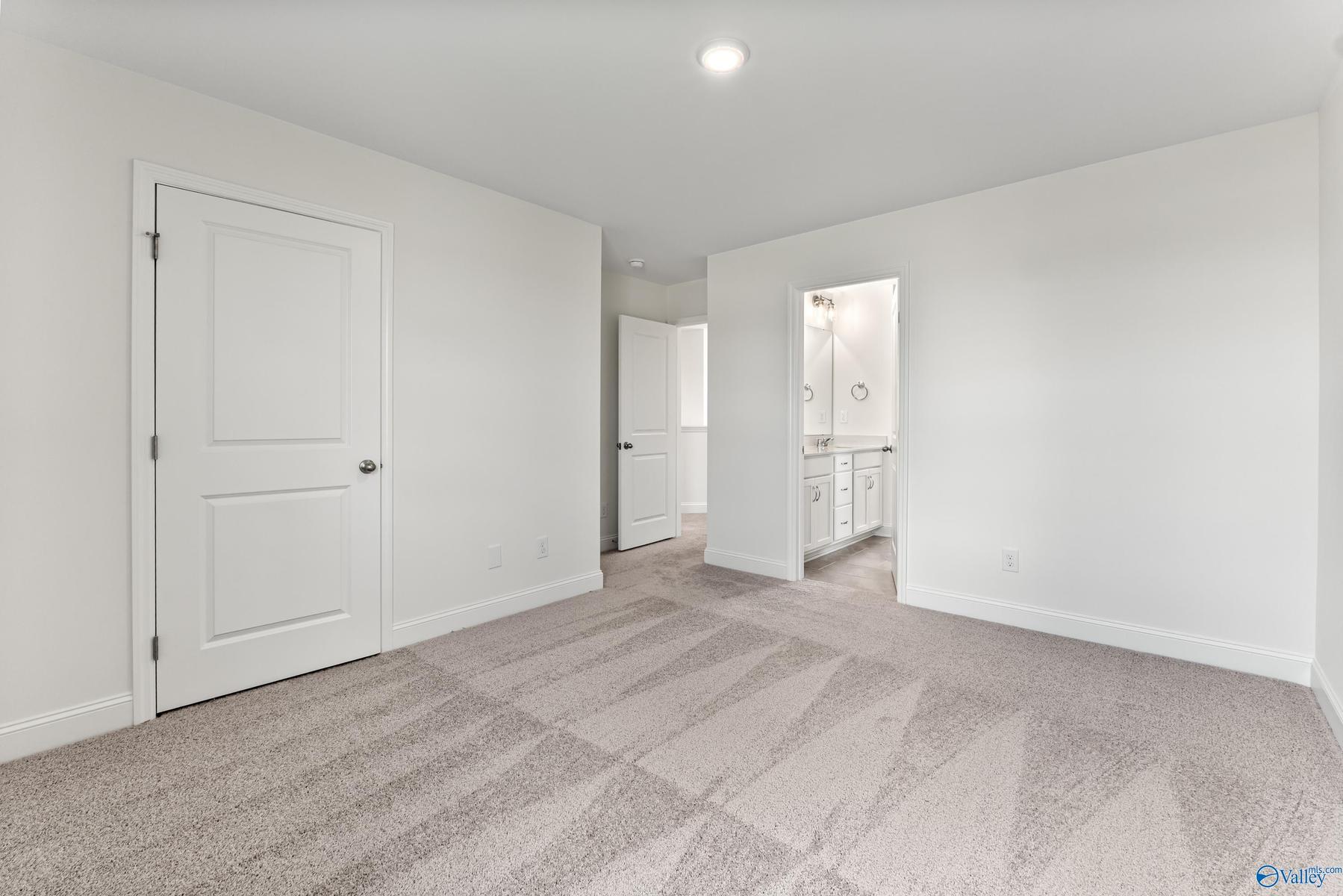 Image 21 of Davidson Homes' New Home at 111 Lucy Lynn Boulevard