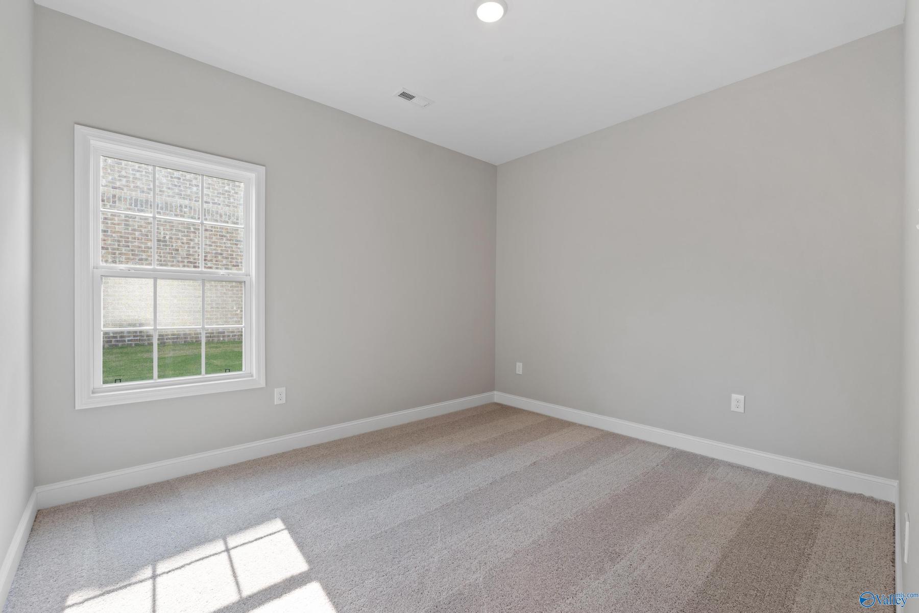 Image 19 of Davidson Homes' New Home at 209 Kendall Farms Boulevard