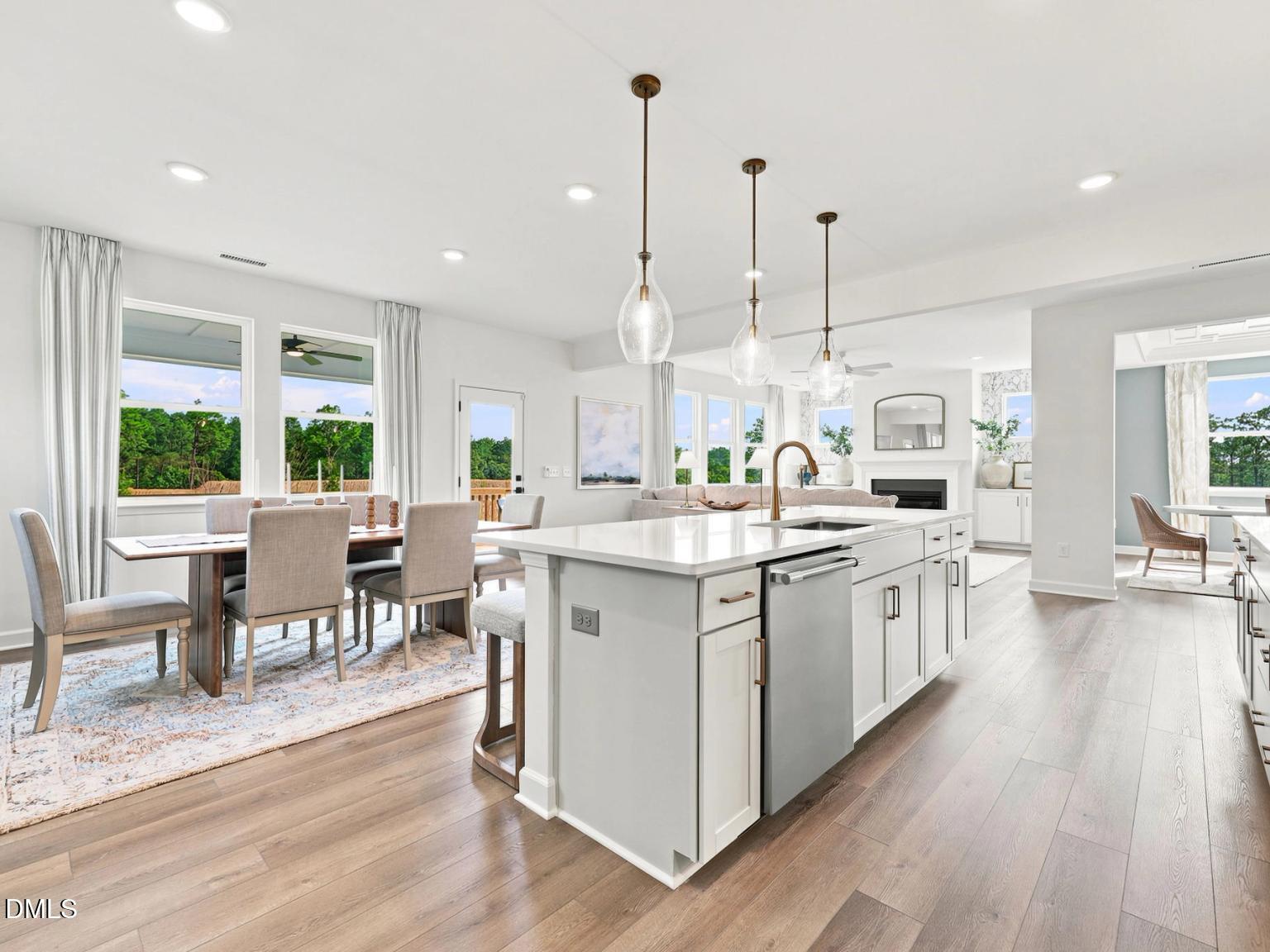 Image 17 of Davidson Homes' New Home at 732 Dragonfly Pond Way