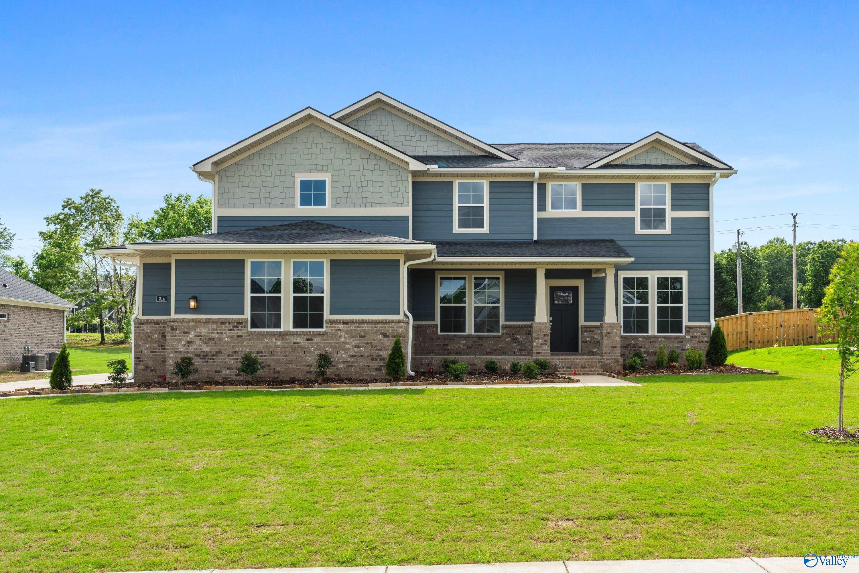 Exterior view of Davidson Homes' New Home at 314 Merrydale Dr