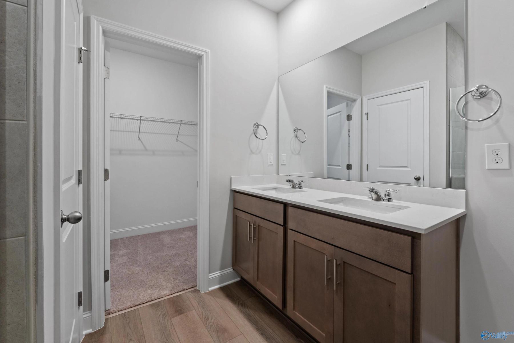 Image 9 of Davidson Homes' New Home at 158 River Pointe Drive