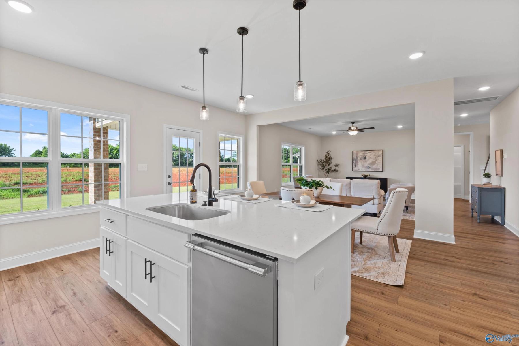 Image 7 of Davidson Homes' New Home at 215 Kendall Farms Boulevard