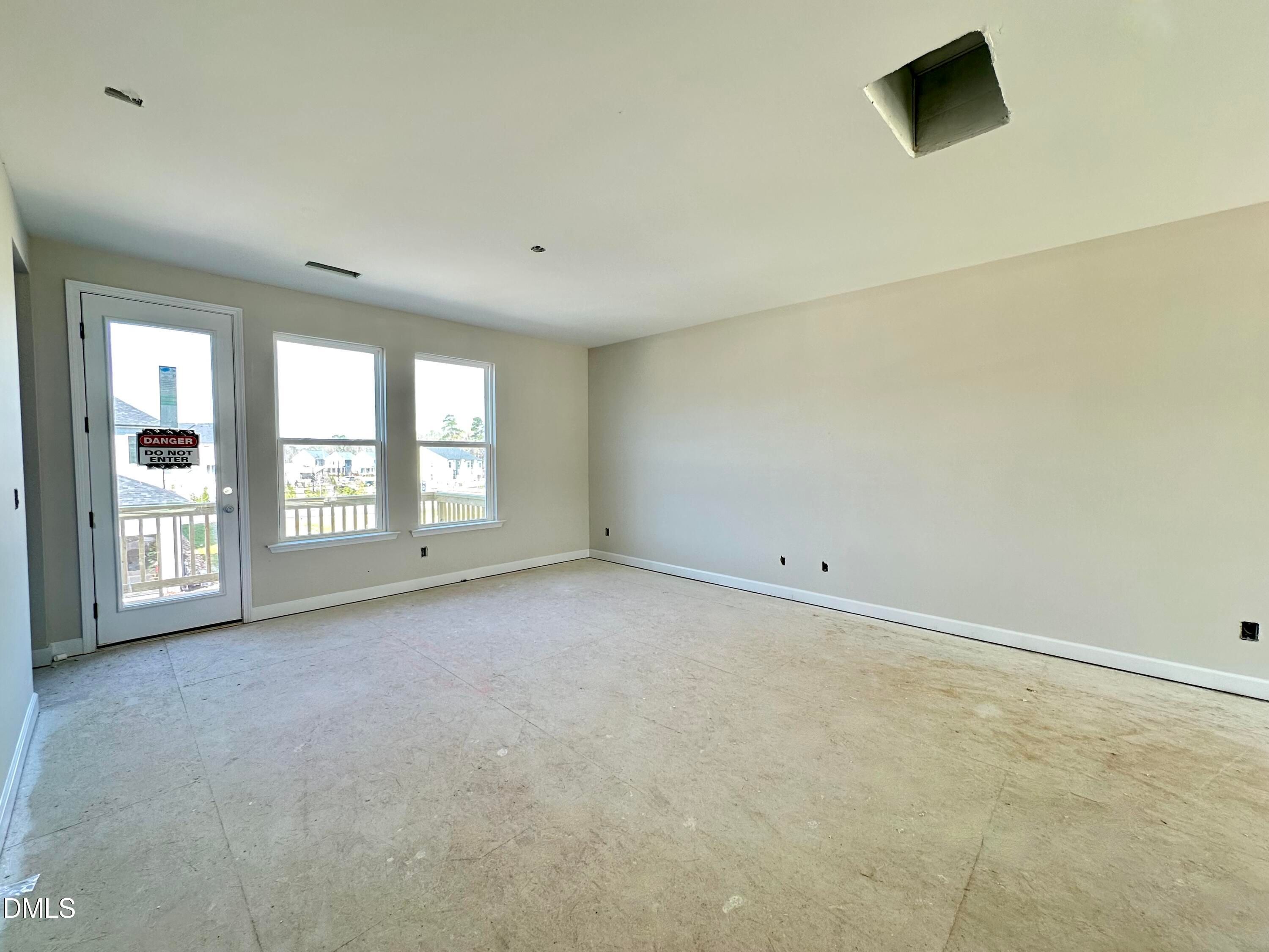 Image 9 of Davidson Homes' New Home at 608 Thatch Lane