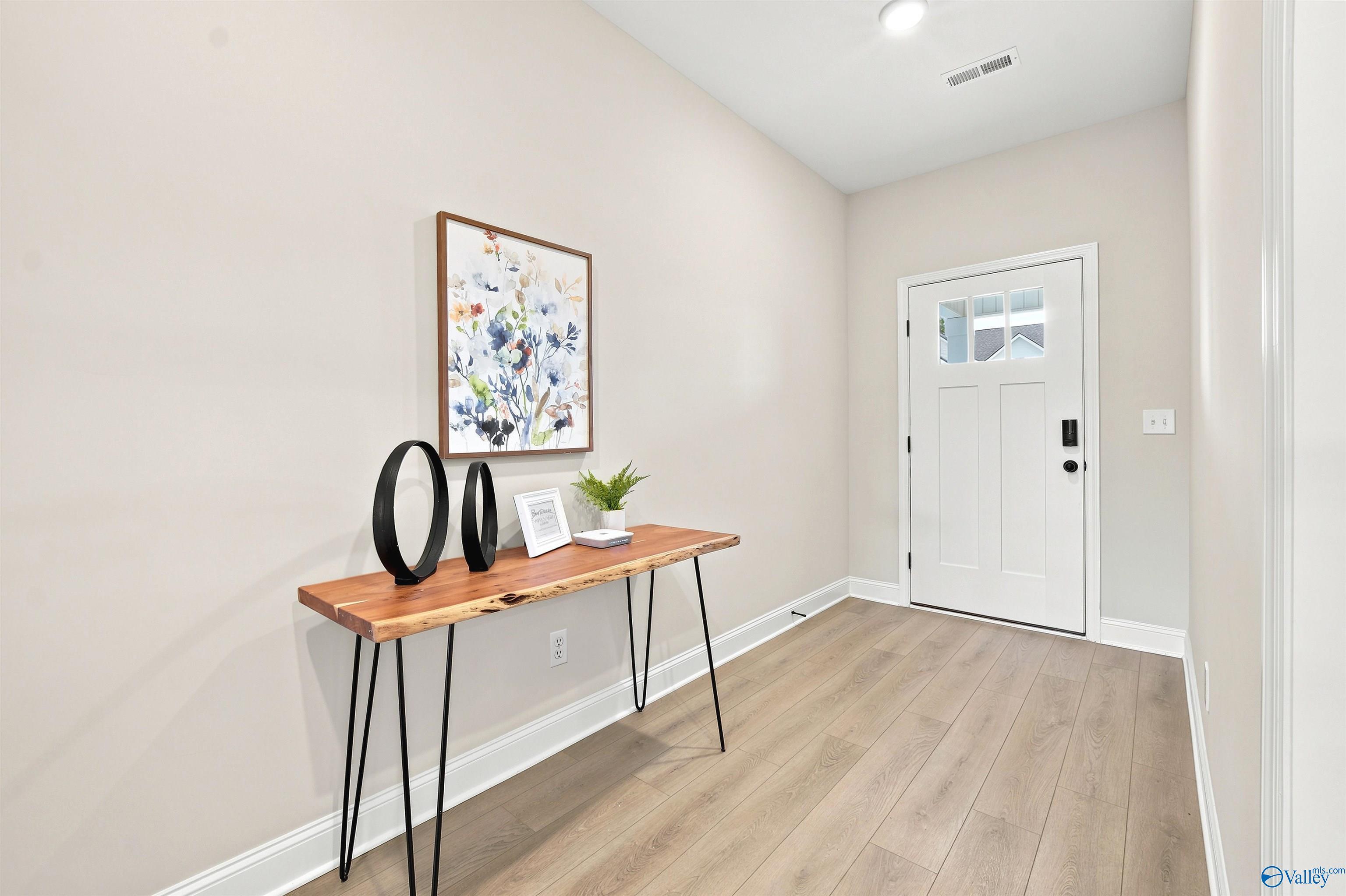 Image 16 of Davidson Homes' New Home at 121 Berry Cove Avenue