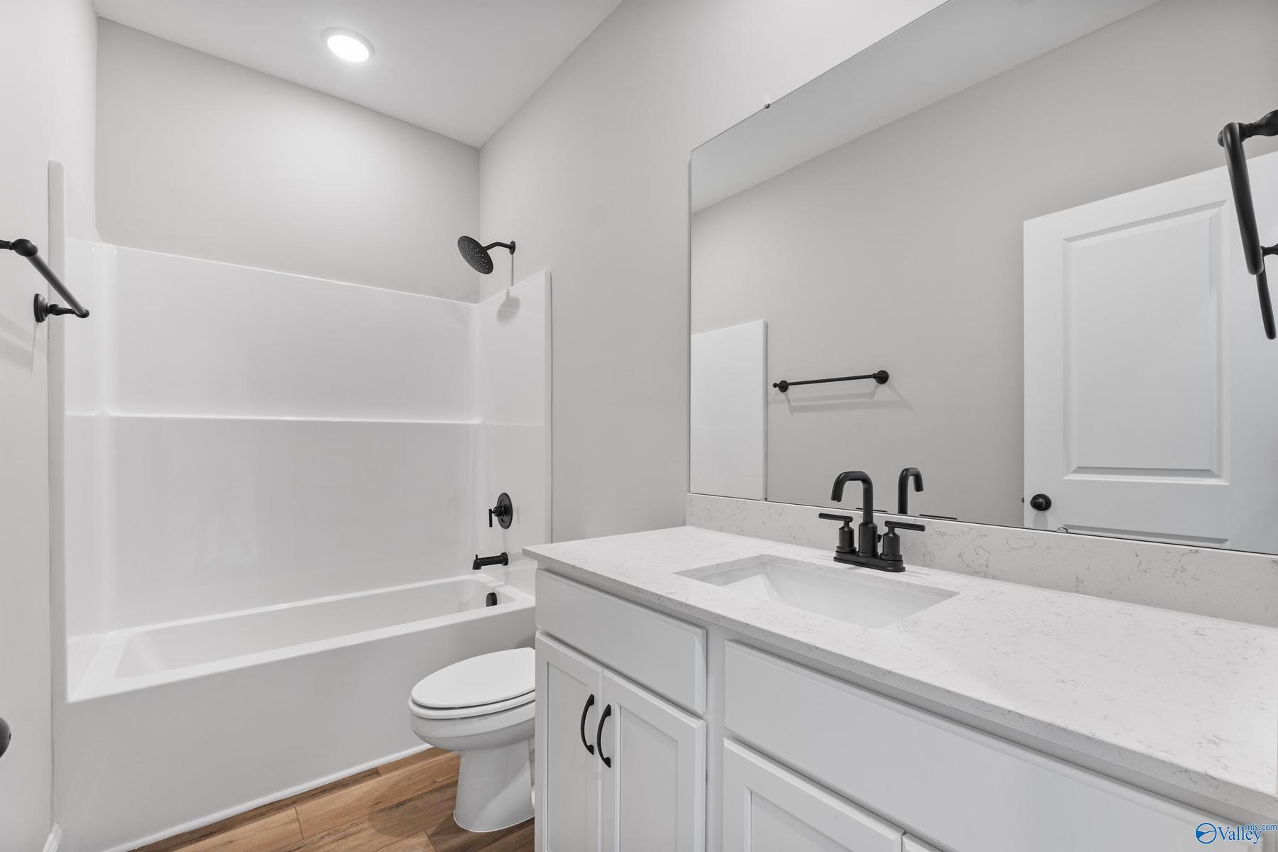 Image 19 of Davidson Homes' New Home at 183 River Pointe Drive