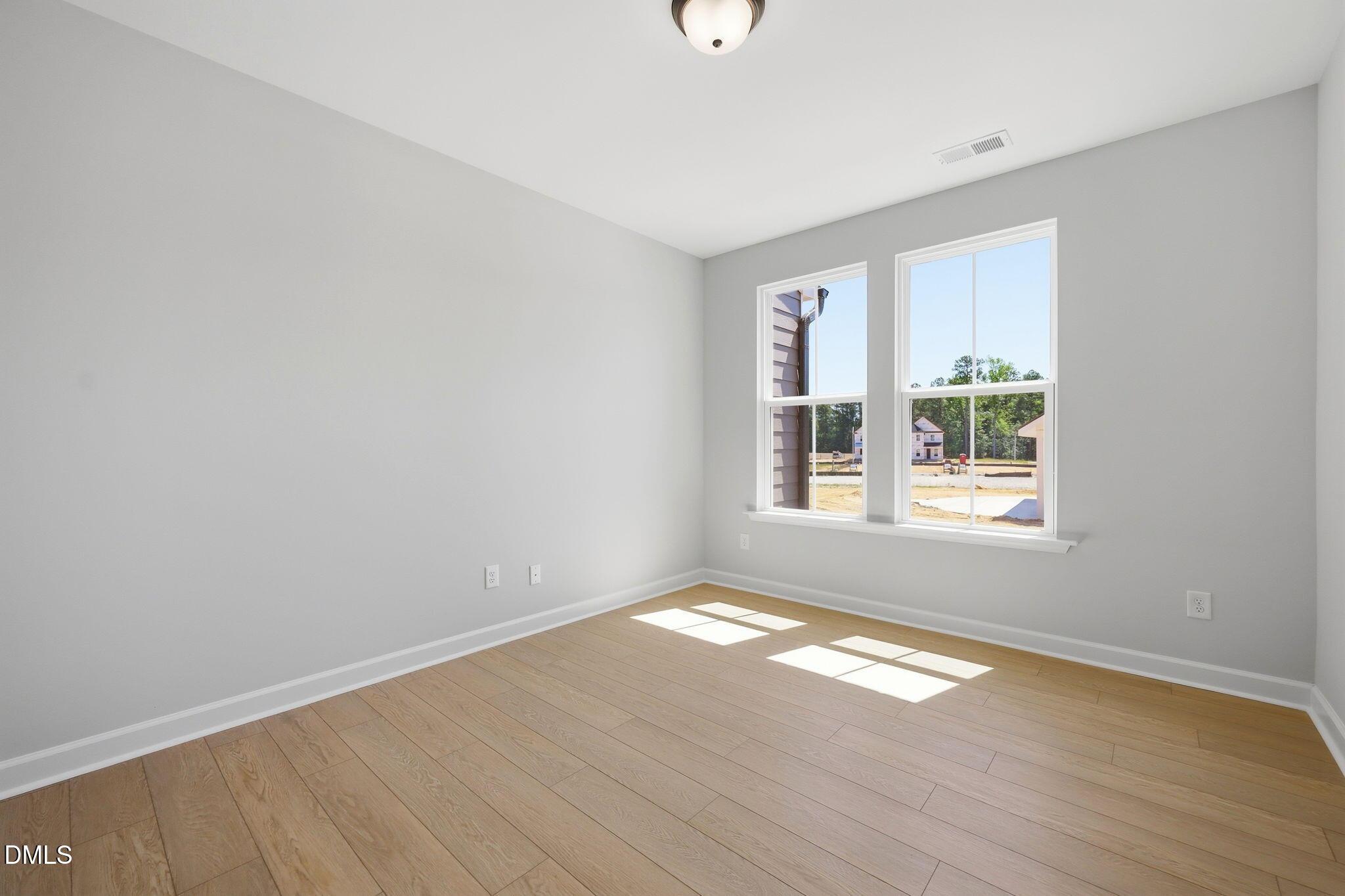 Image 5 of Davidson Homes' New Home at 600 Thatch Lane