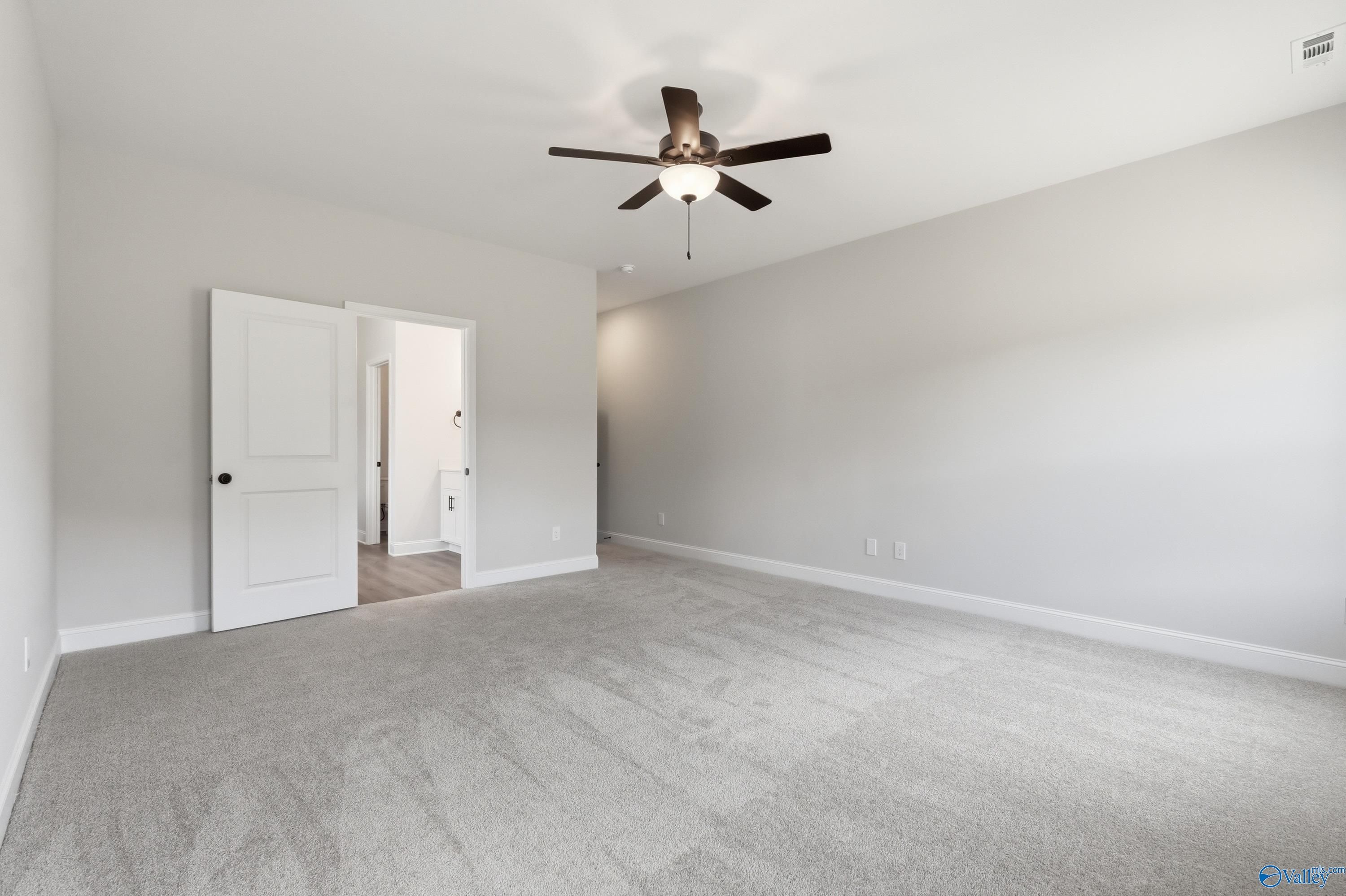 Image 17 of Davidson Homes' New Home at 106 Evergreen Mill Lane
