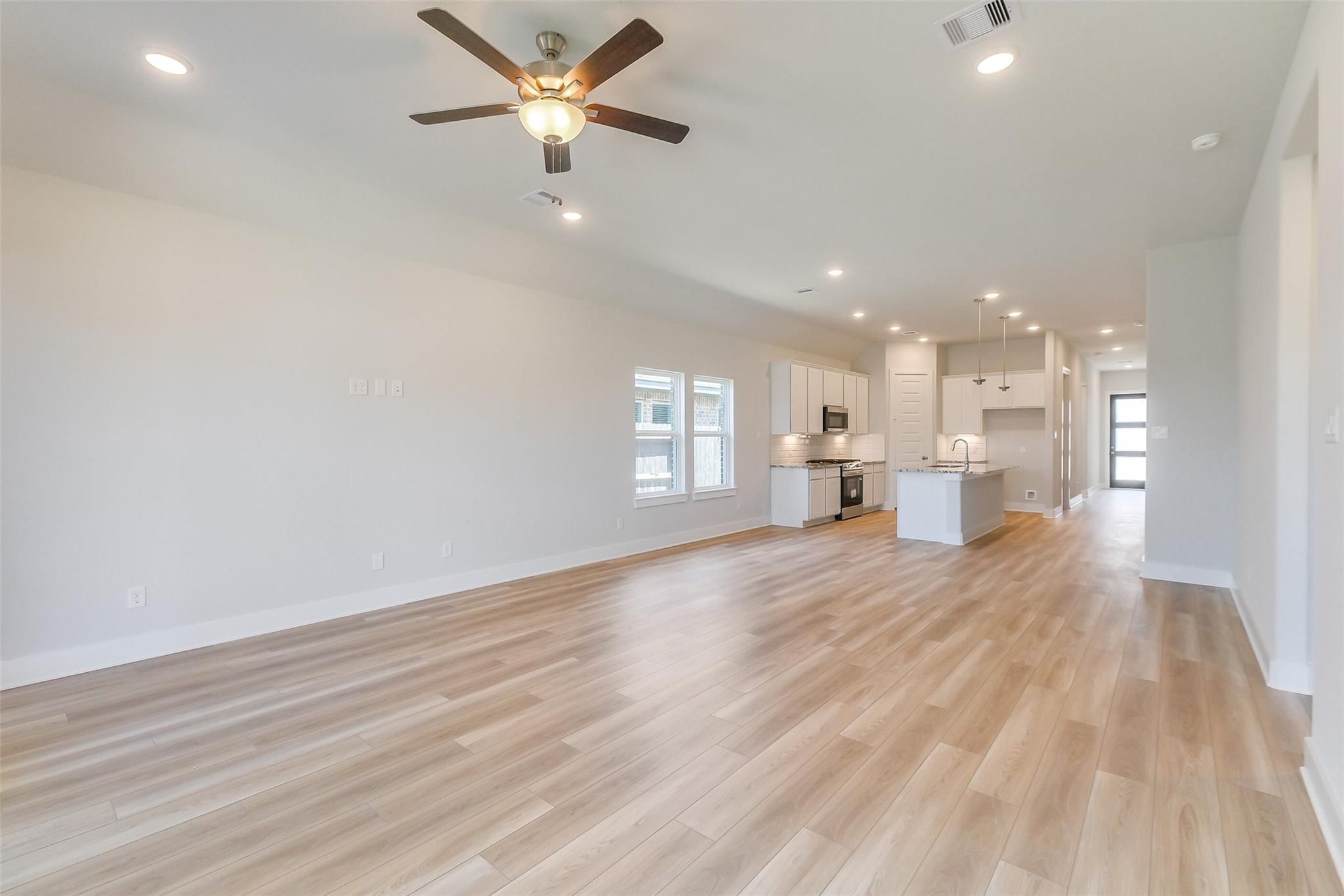 Image 16 of Davidson Homes' New Home at 2549 Allegretto Sea Drive