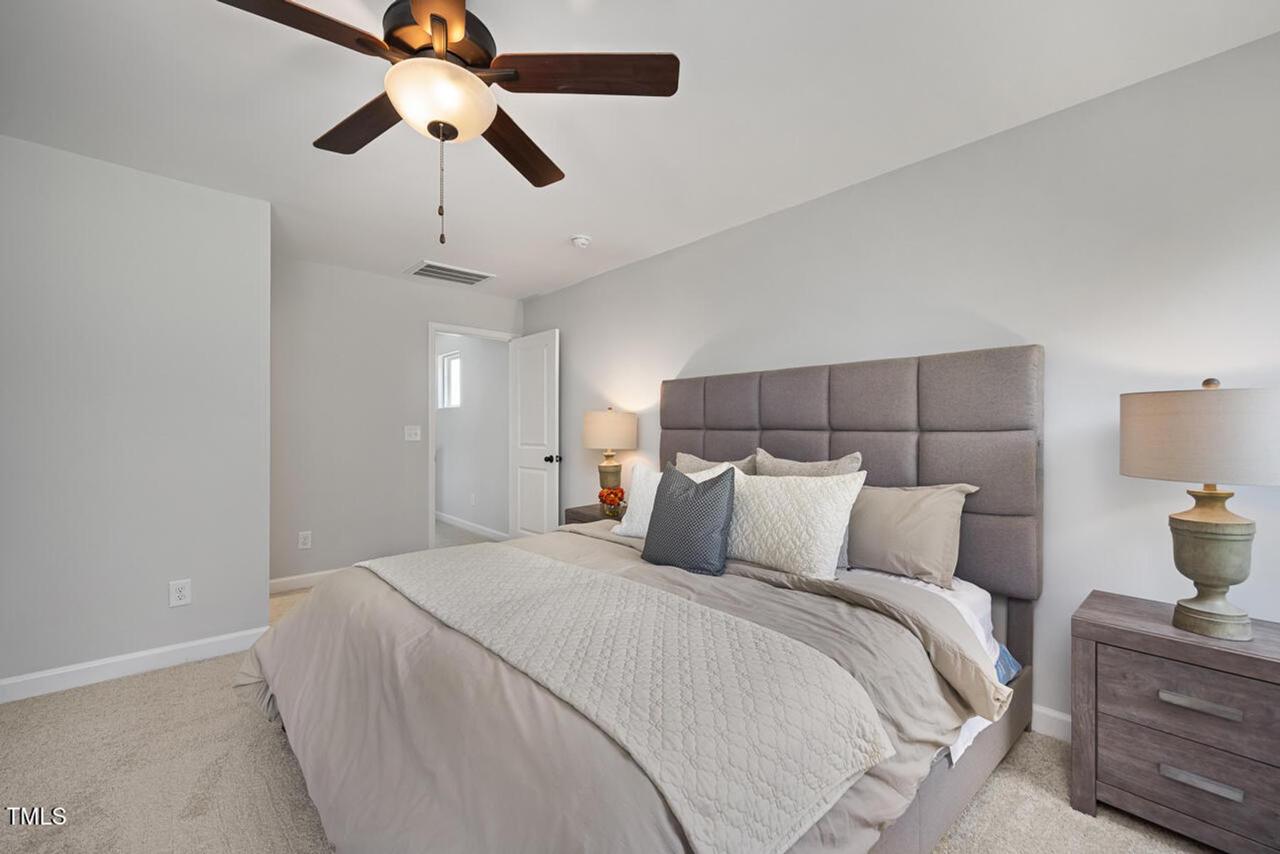 Image 15 of Davidson Homes' New Home at 176 Van Winkle Street
