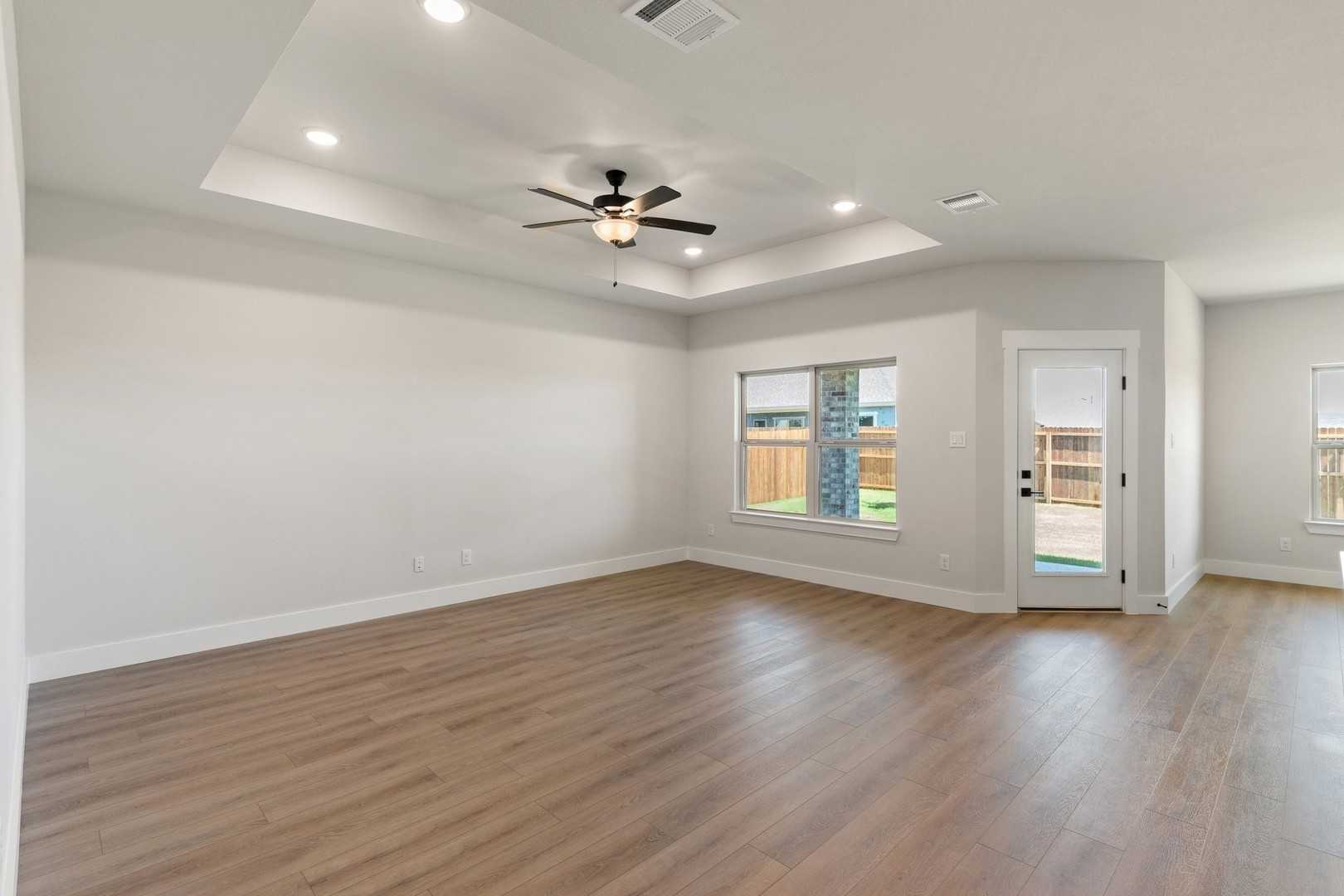 Image 9 of Davidson Homes' New Home at 214 Briarwood Drive