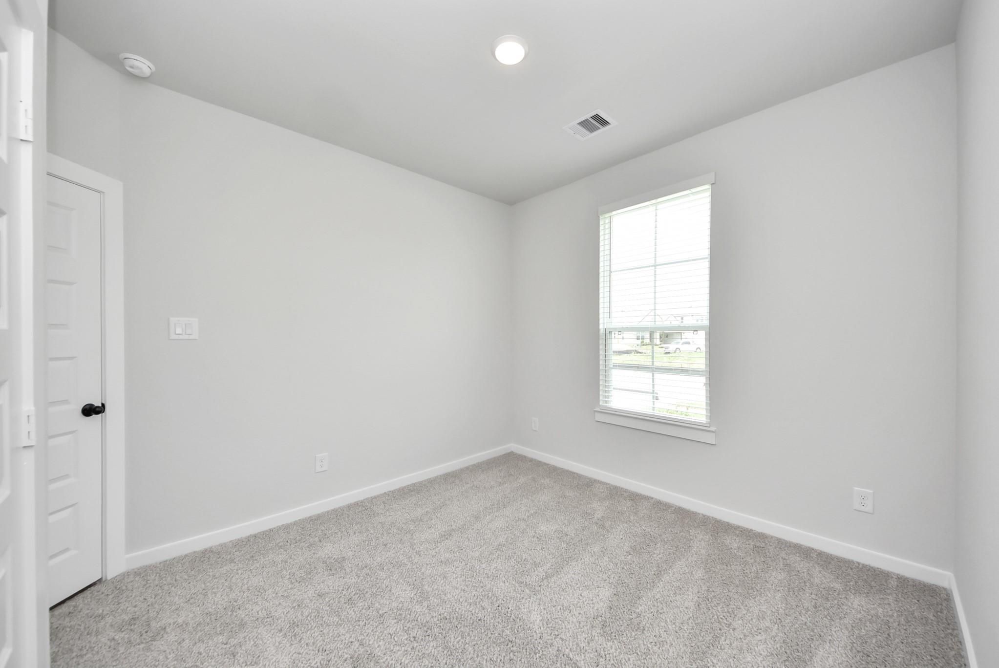 Image 5 of Davidson Homes' New Home at 247 Southern Sound Drive