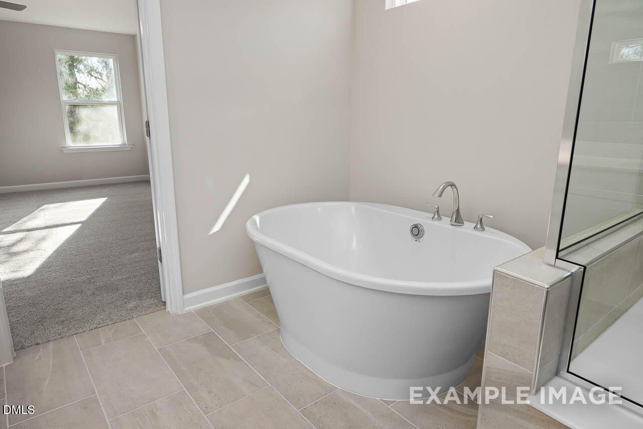 Image 18 of Davidson Homes' New Home at 323 Queensferrry Lane