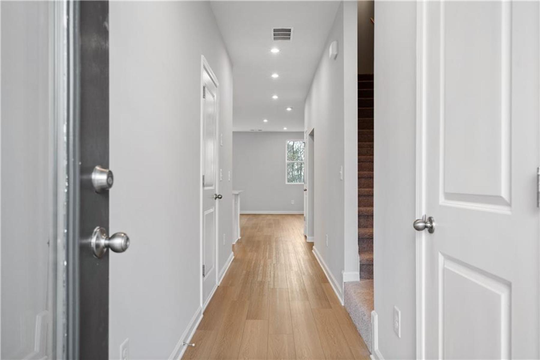 Image 34 of Davidson Homes' New Home at 512 Crown Drive