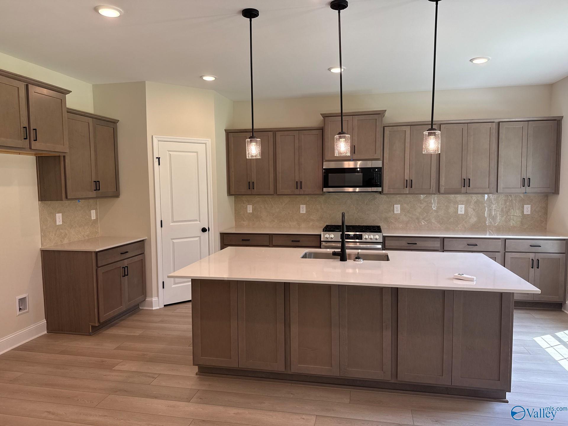 Image 6 of Davidson Homes' New Home at 817 Ronnie Drive SE