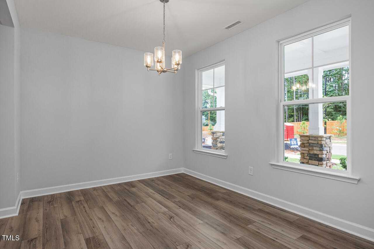 Image 10 of Davidson Homes' New Home at 444 Golden Dragonfly Street