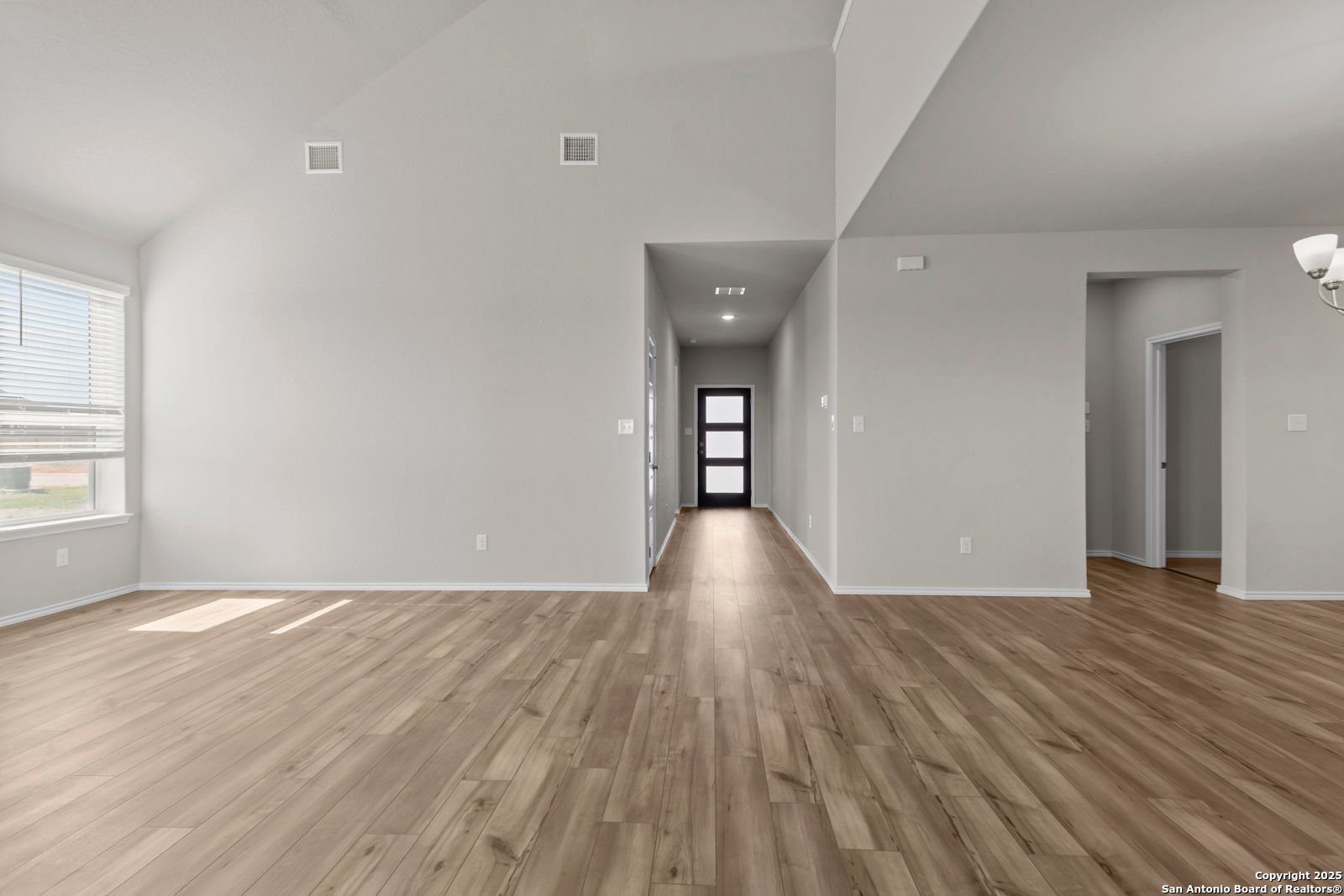 Image 5 of Davidson Homes' New Home at 3800 Isaac Dr