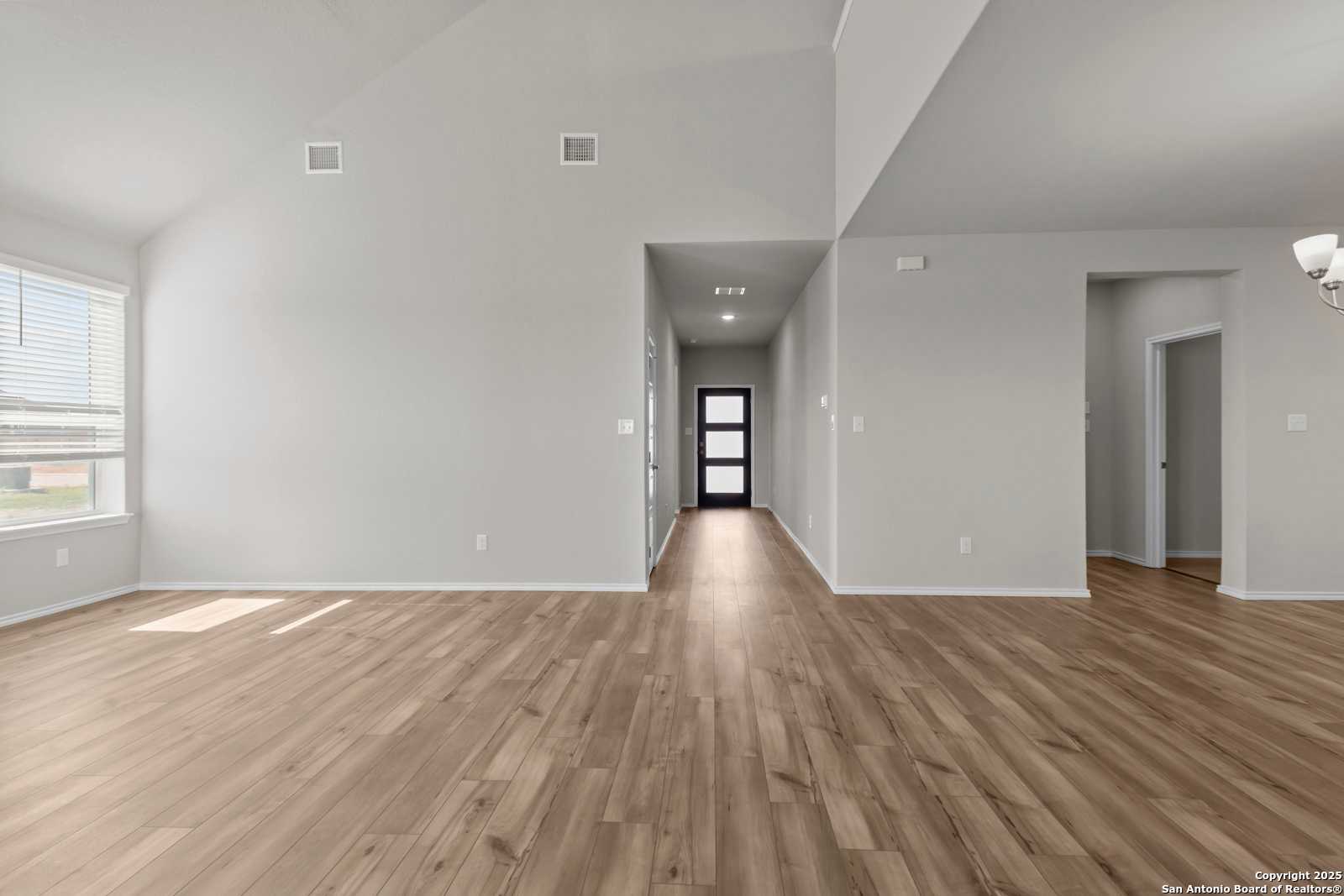 Image 5 of Davidson Homes' New Home at 3800 Isaac Dr