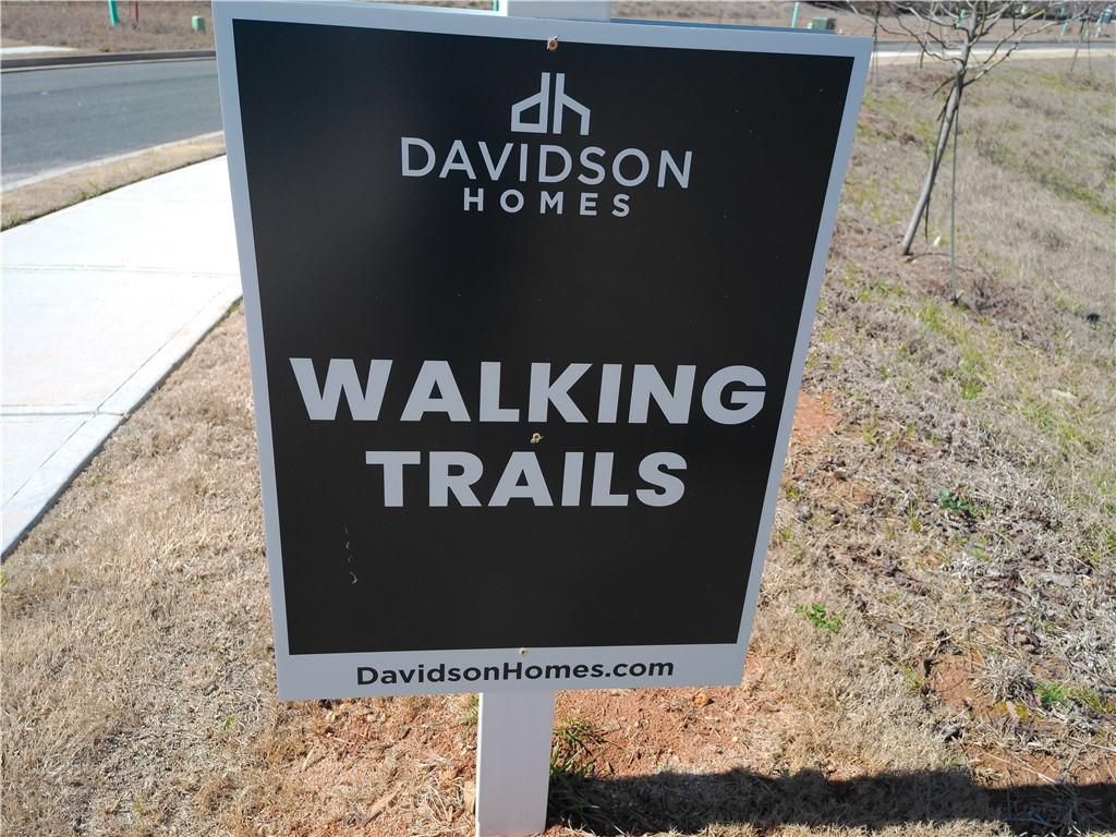 Davidson Homes walking trails sign in Lake Shore community, Winder, Georgia