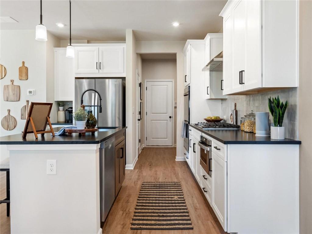 Image 13 of Davidson Homes' New Home at 77 Shoal Court