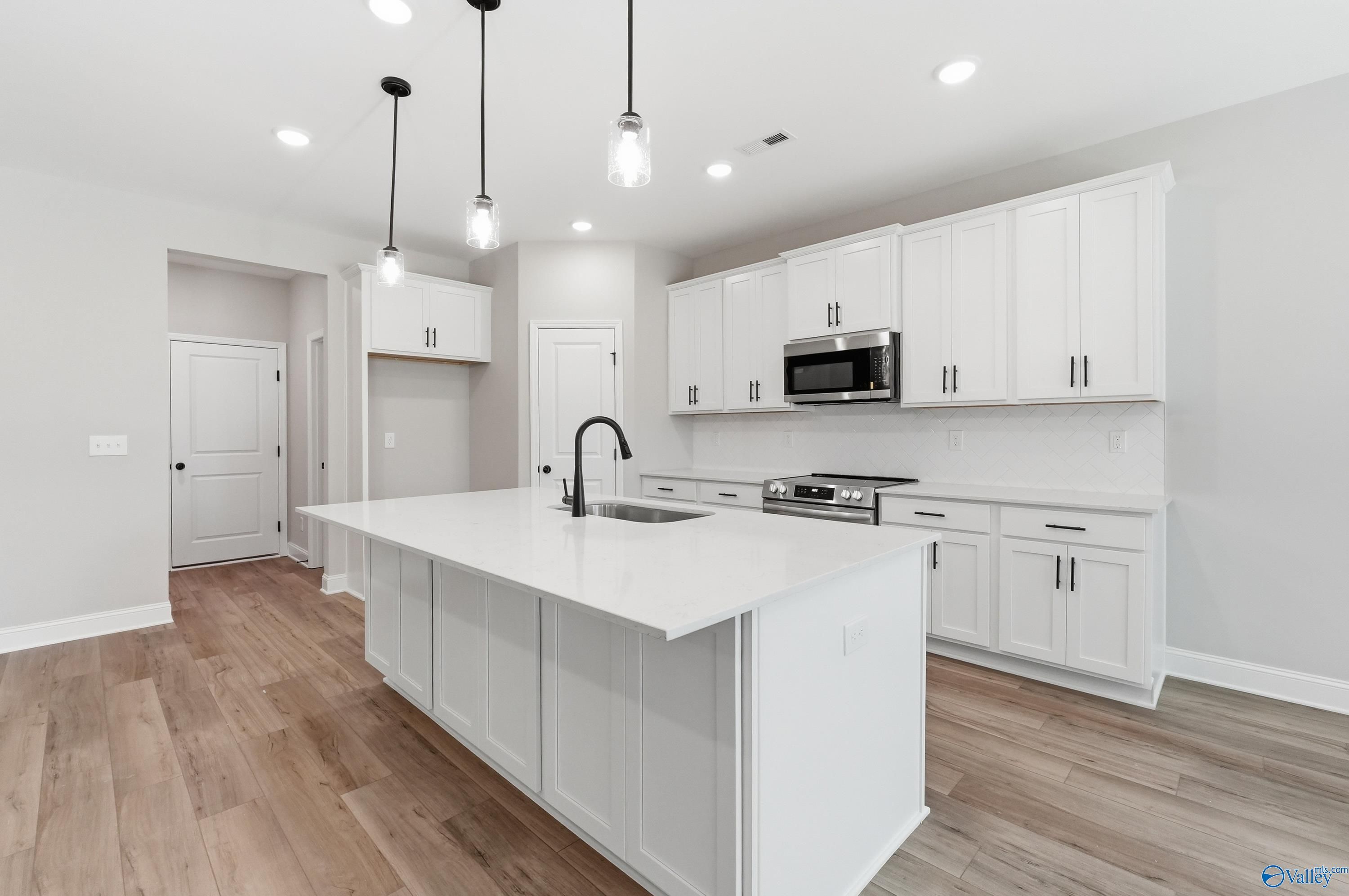 Image 2 of Davidson Homes' New Home at 20976 English Ivy Lane