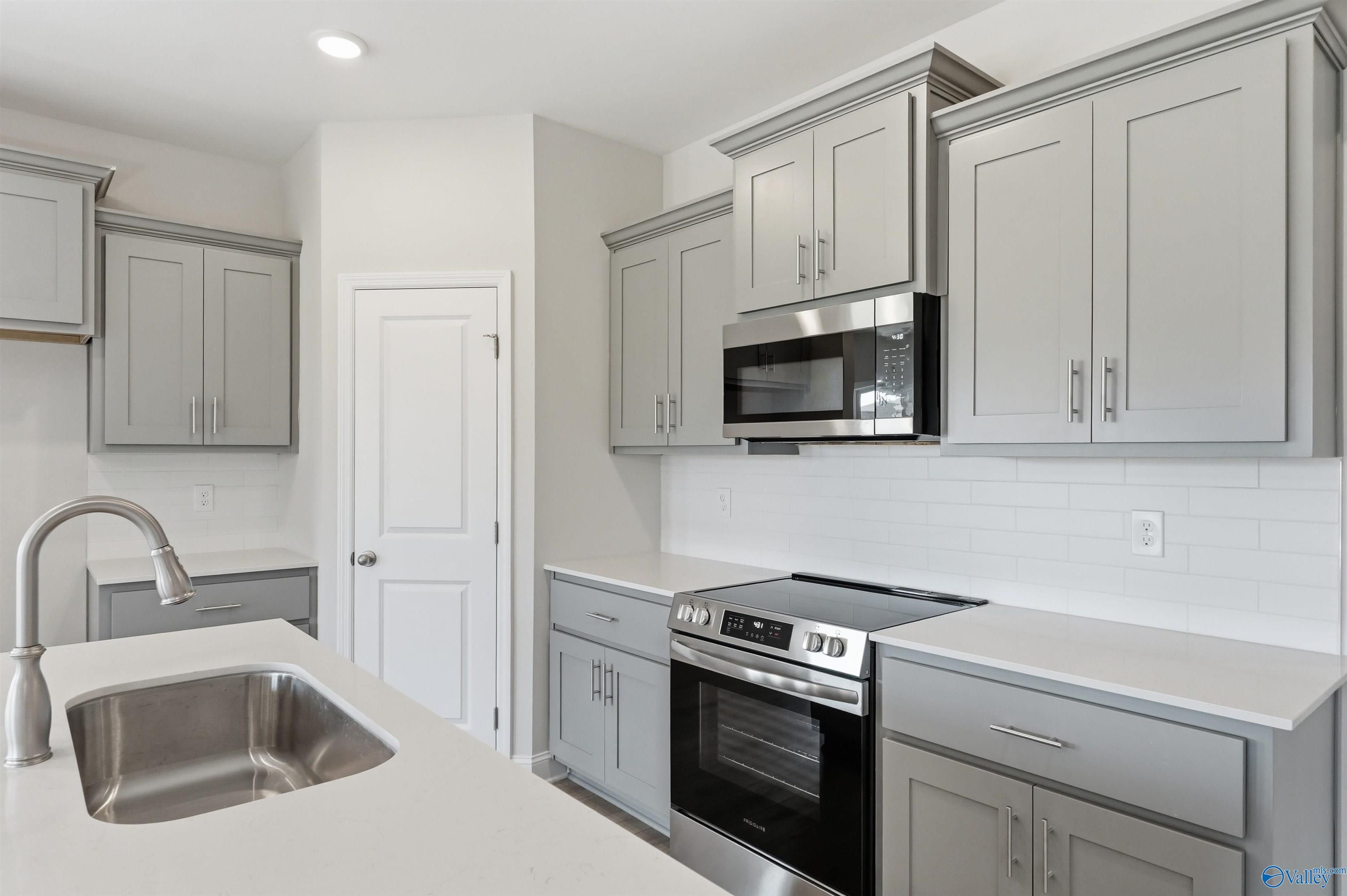 Image 2 of Davidson Homes' New Home at 202 Irish Hill Drive