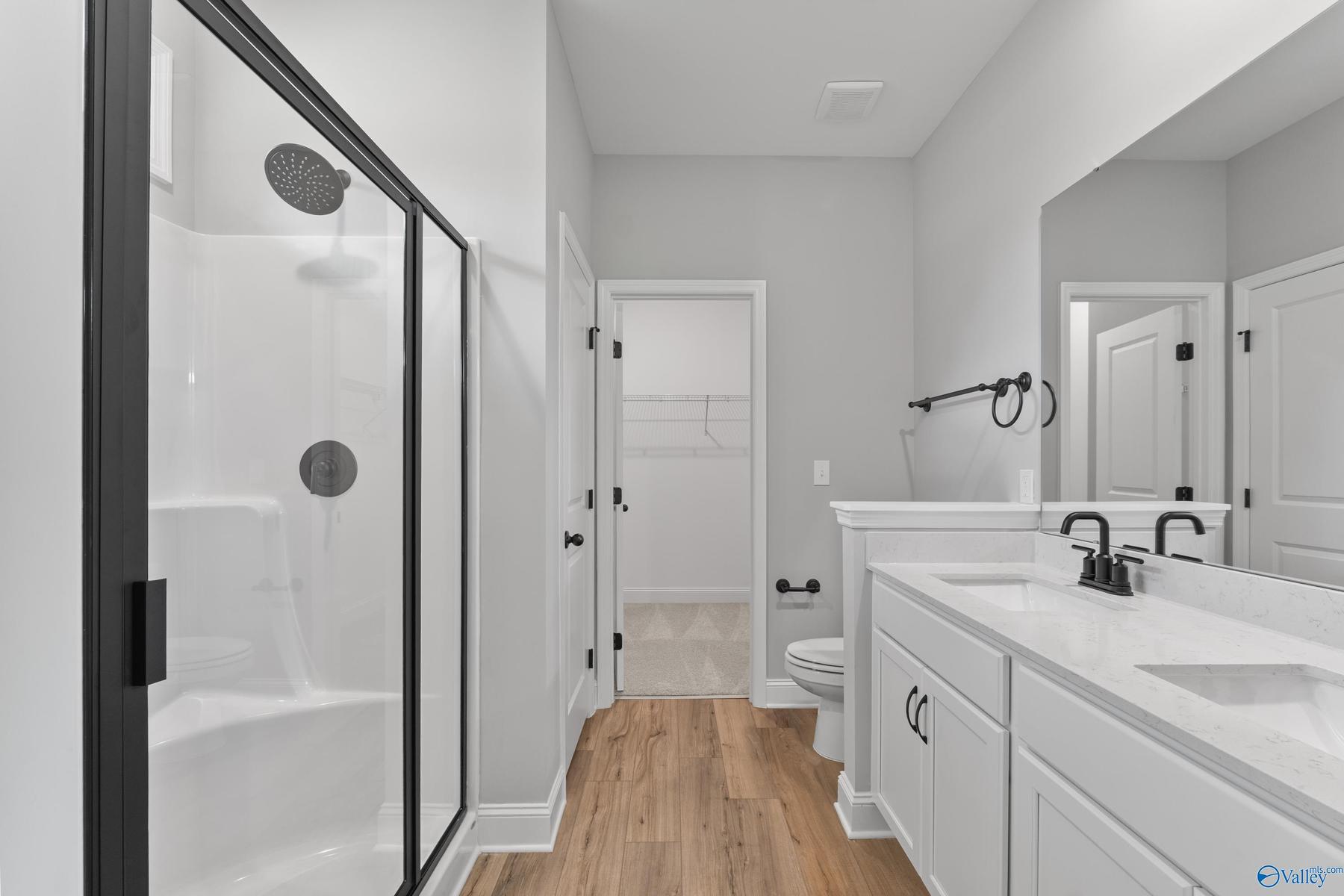 Image 12 of Davidson Homes' New Home at 183 River Pointe Drive