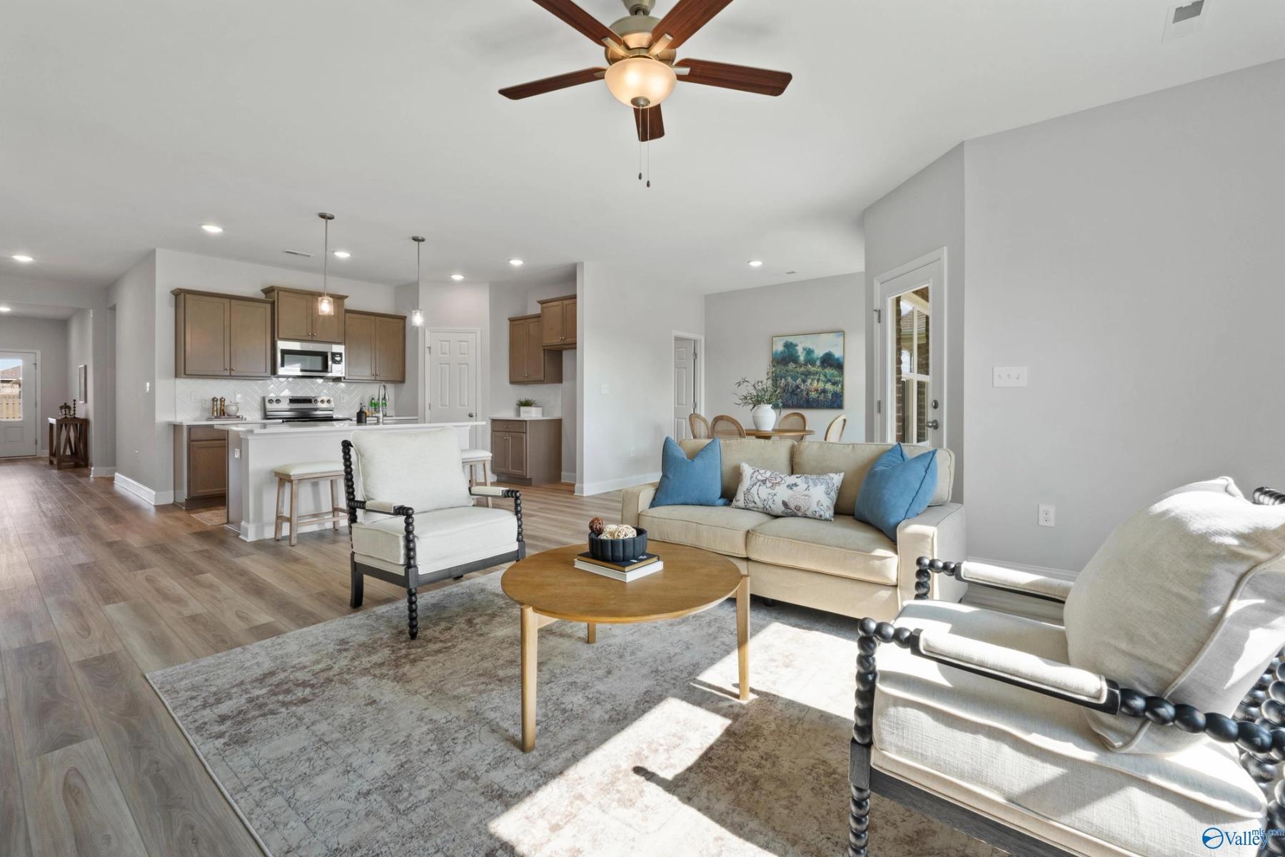 Image 4 of Davidson Homes' New Home at 146 Heritage Lakes Boulevard