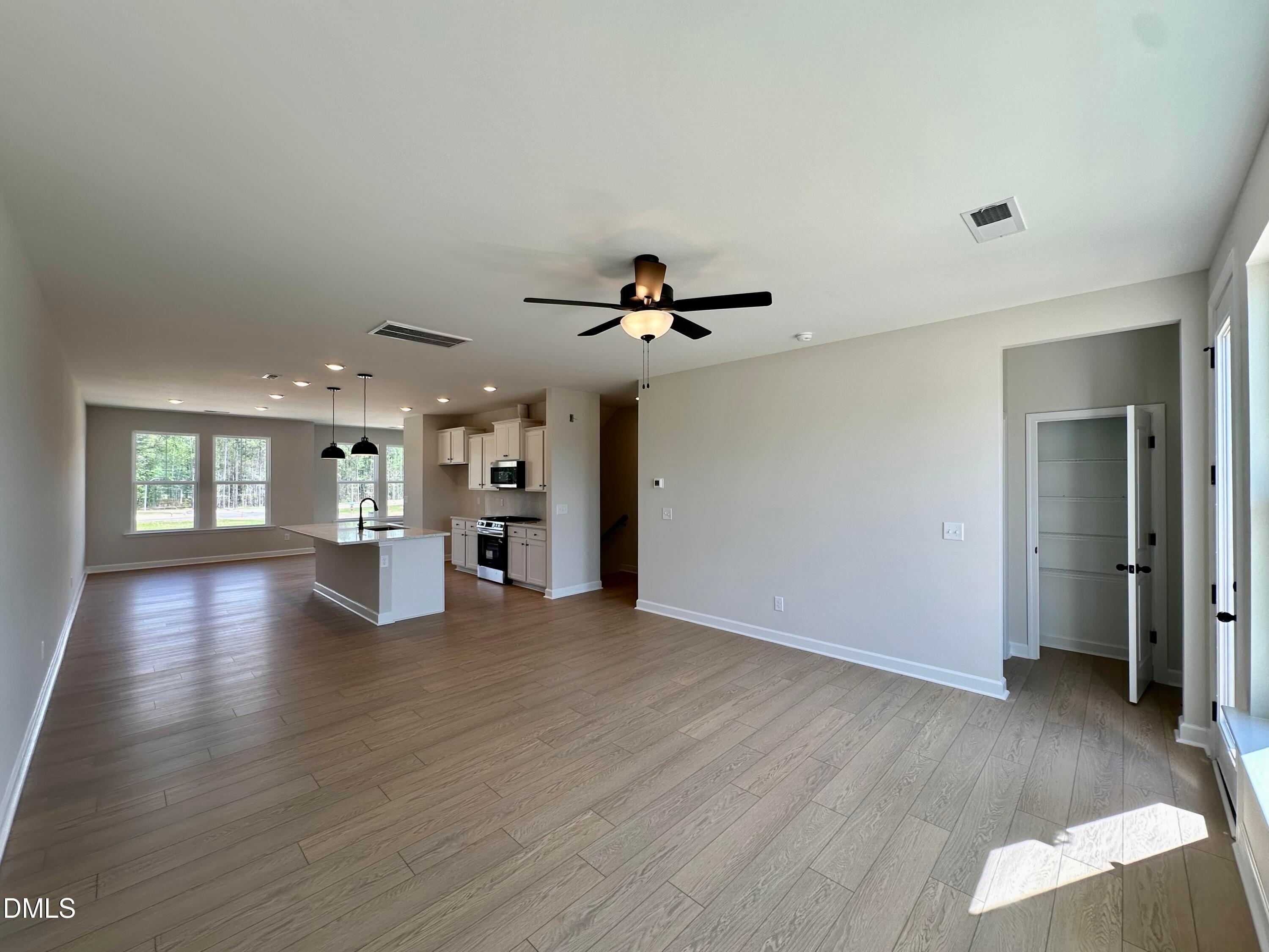 Image 6 of Davidson Homes' New Home at 608 Thatch Lane