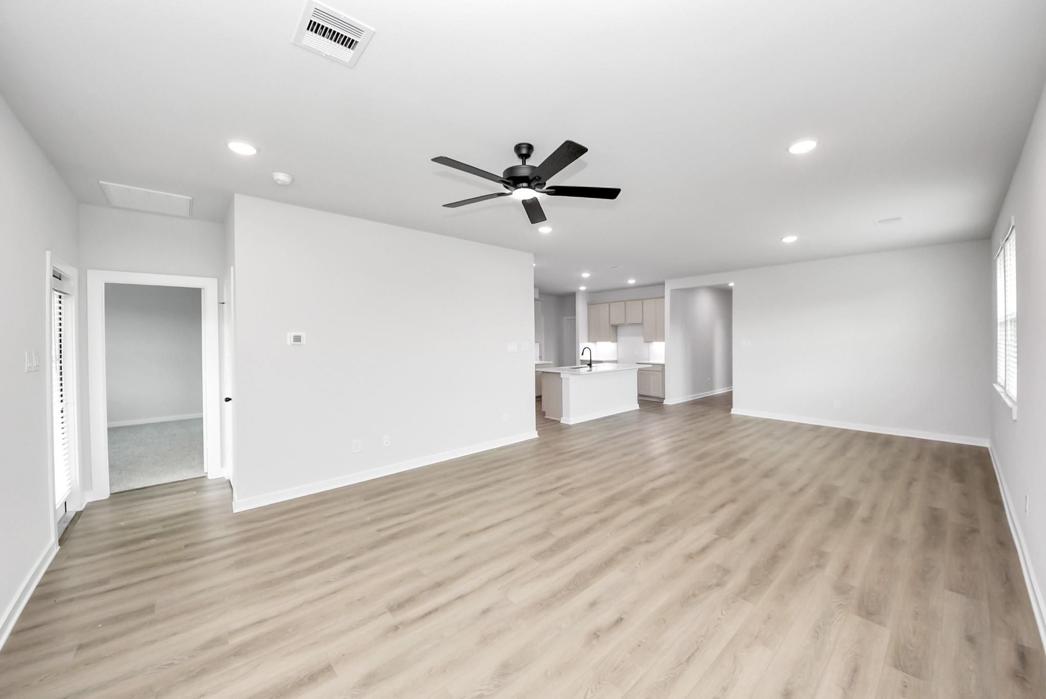Image 23 of Davidson Homes' New Home at 247 Southern Sound Drive