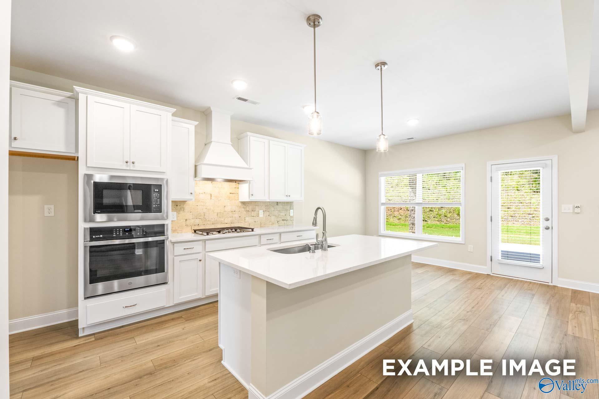 Image 11 of Davidson Homes' New Home at 207 Cave Lake