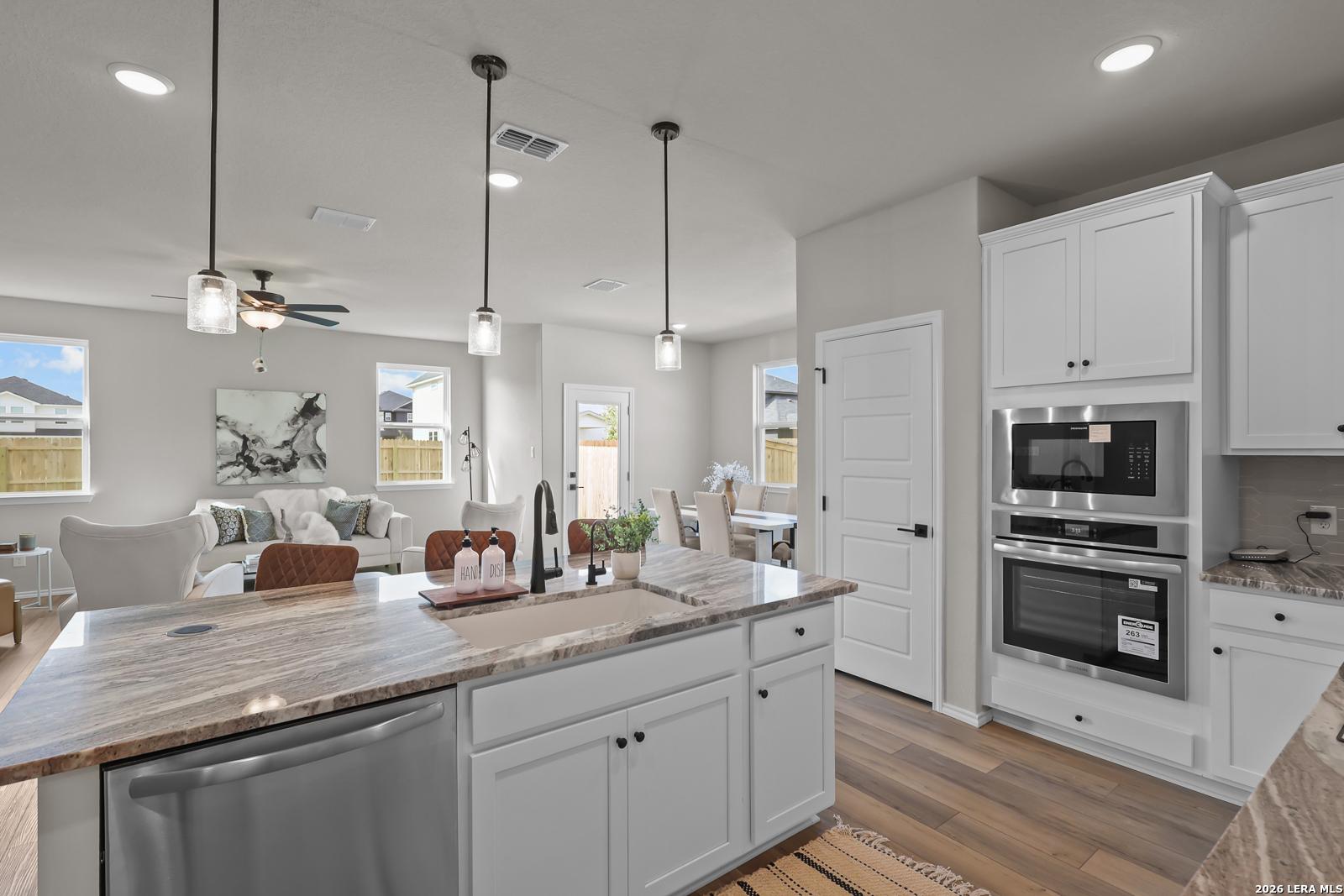 Image 12 of Davidson Homes' New Home at 425 Tims Way