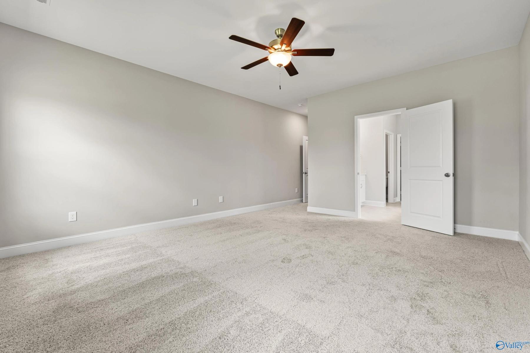 Image 15 of Davidson Homes' New Home at 105 Lucy Lynn Boulevard