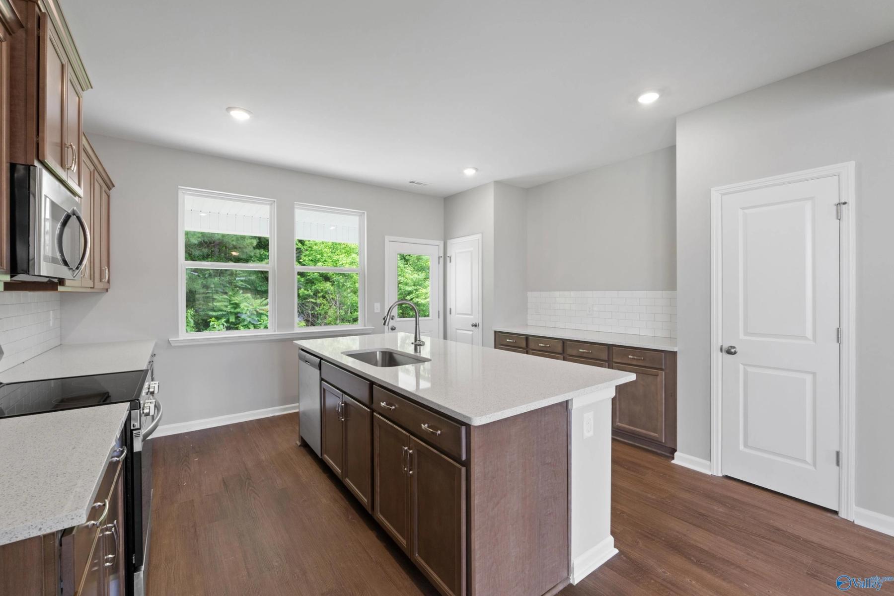 Image 12 of Davidson Homes' New Home at 115 Plum Tree Lane